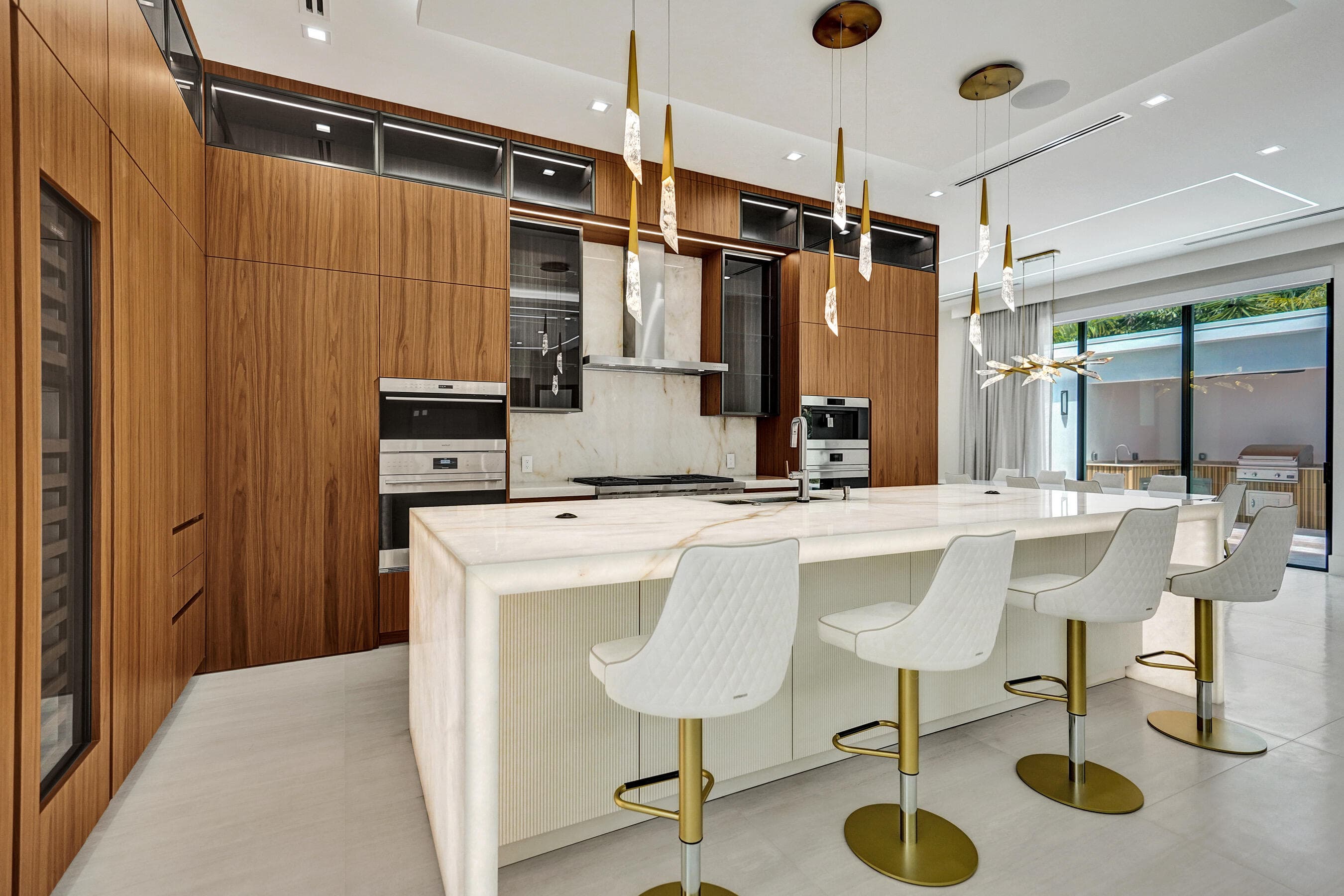 365 NE 3rd Street, Boca Raton, FL 33432 — photo 5 of 41