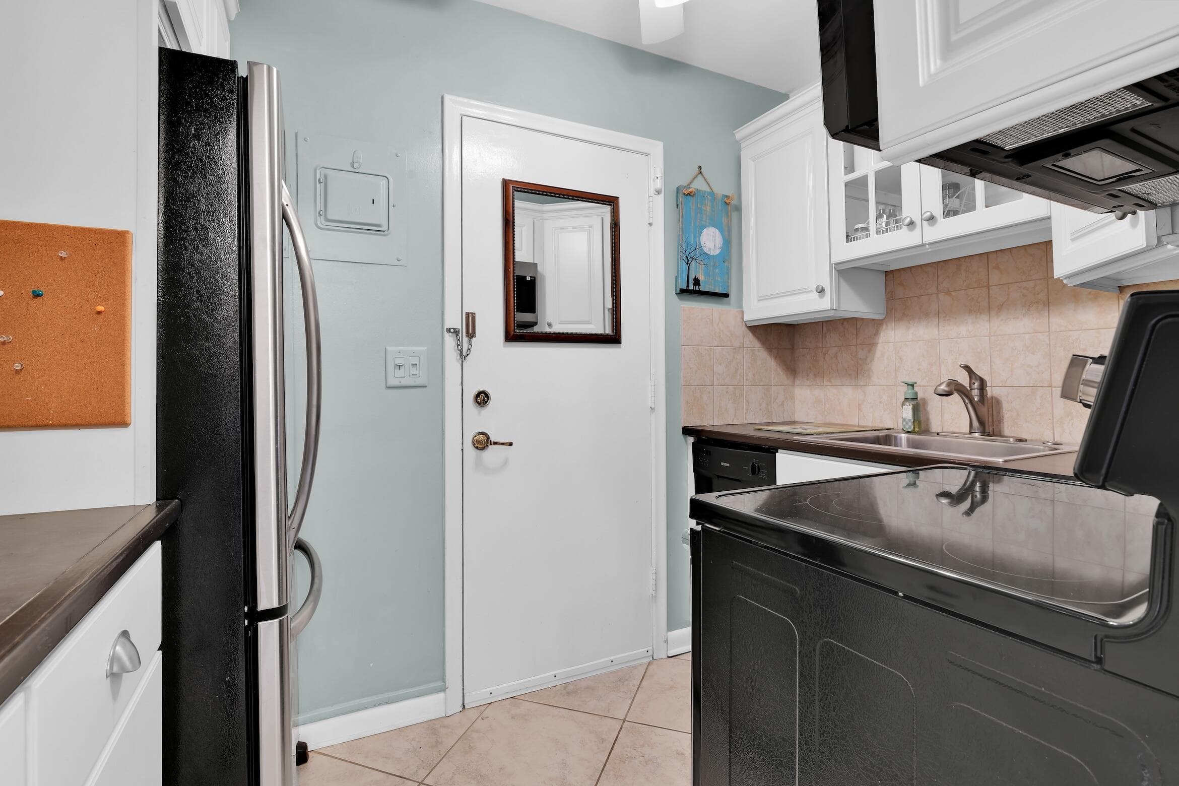 6263 NE 19th Avenue 1011, Fort Lauderdale, FL 33308 — photo 10 of 29
