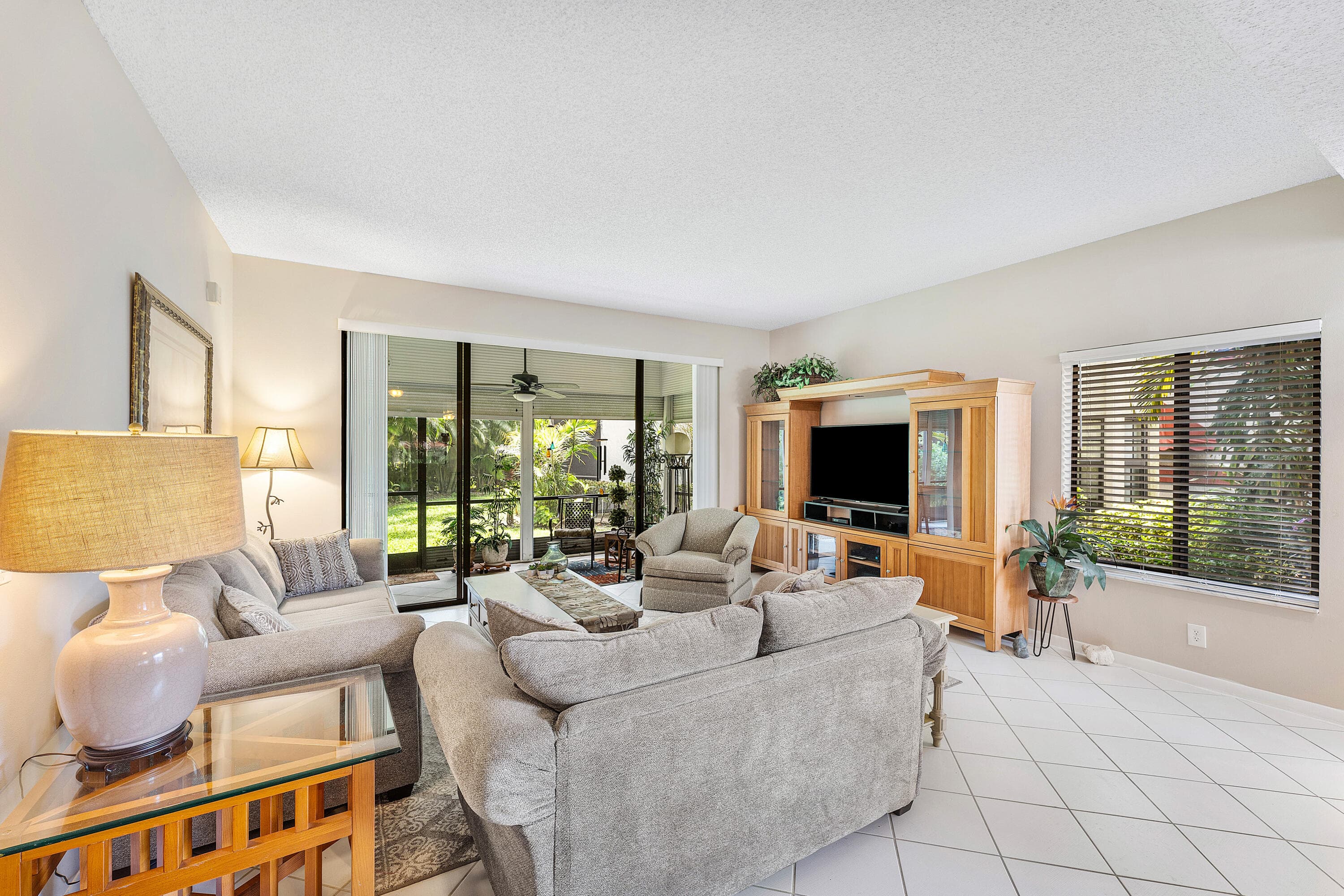 7685 Lexington Club Boulevard B, Delray Beach, FL 33446 — photo 6 of 39