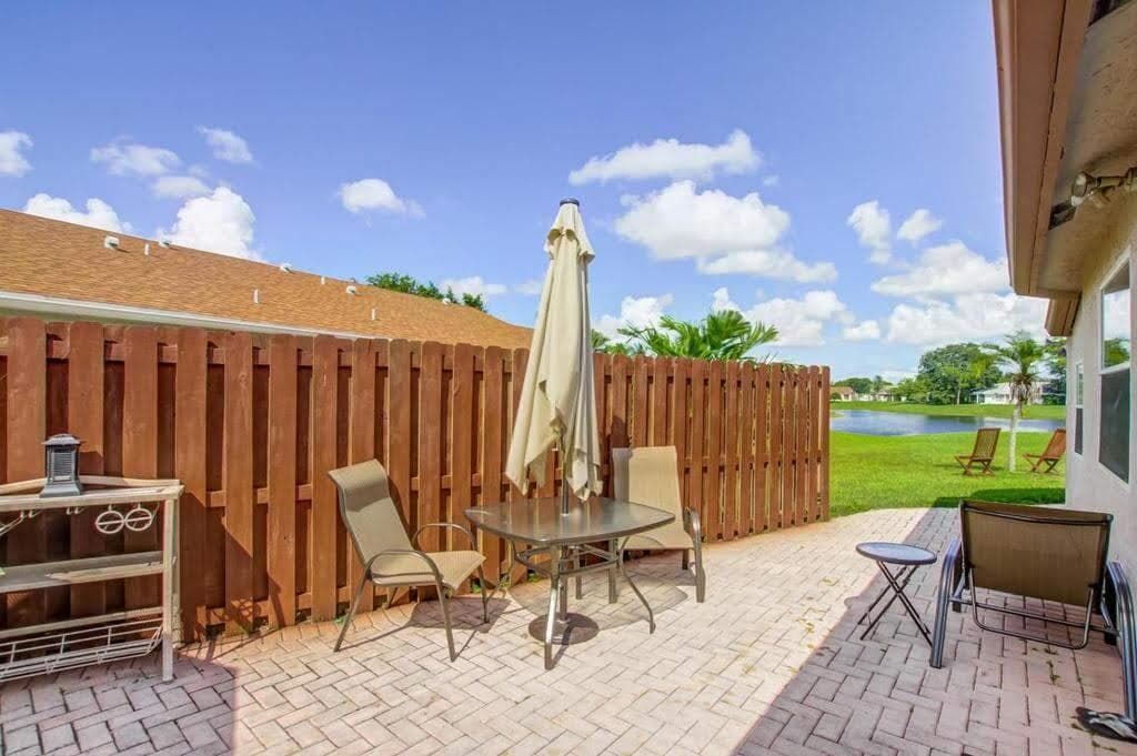 9709 Sunny Isle Circle, Boca Raton, FL 33428 — photo 13 of 19