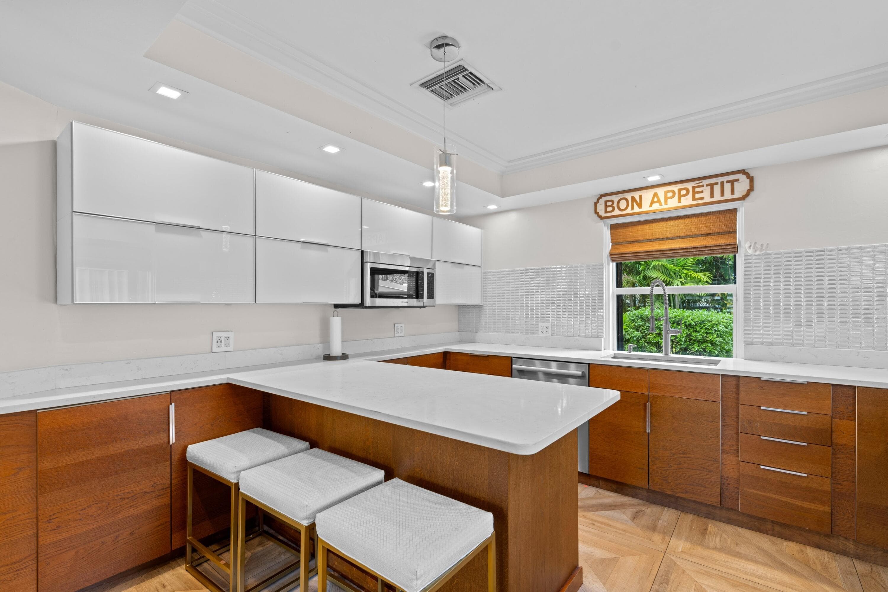 338 Princeton Drive, Lake Worth Beach, FL 33460 — photo 12 of 34