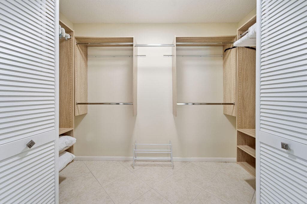 5562 Reynolds Road, Lake Worth, FL 33449 — photo 11 of 39