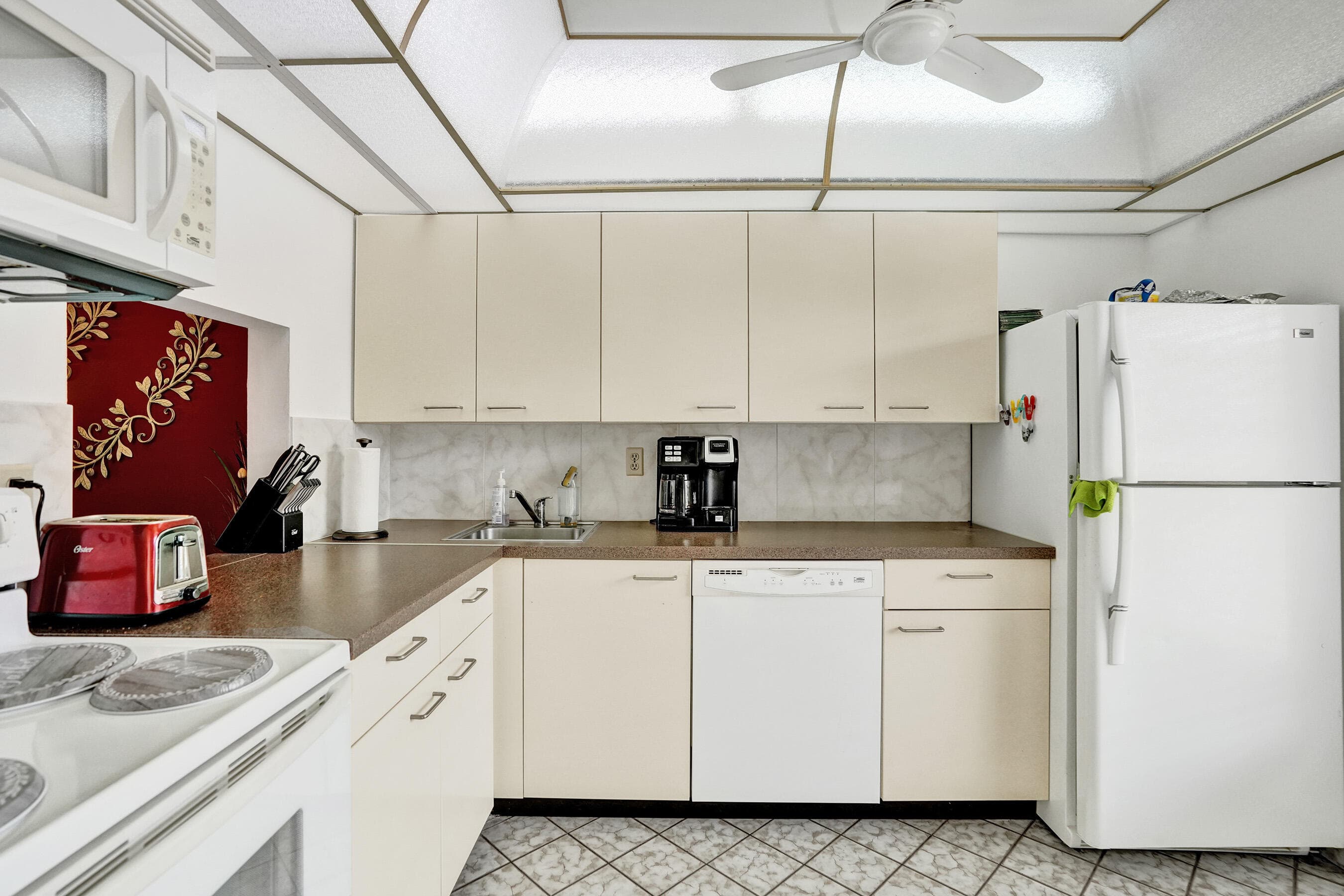 6051 NW 61st Avenue 202, Tamarac, FL 33319 — photo 9 of 34