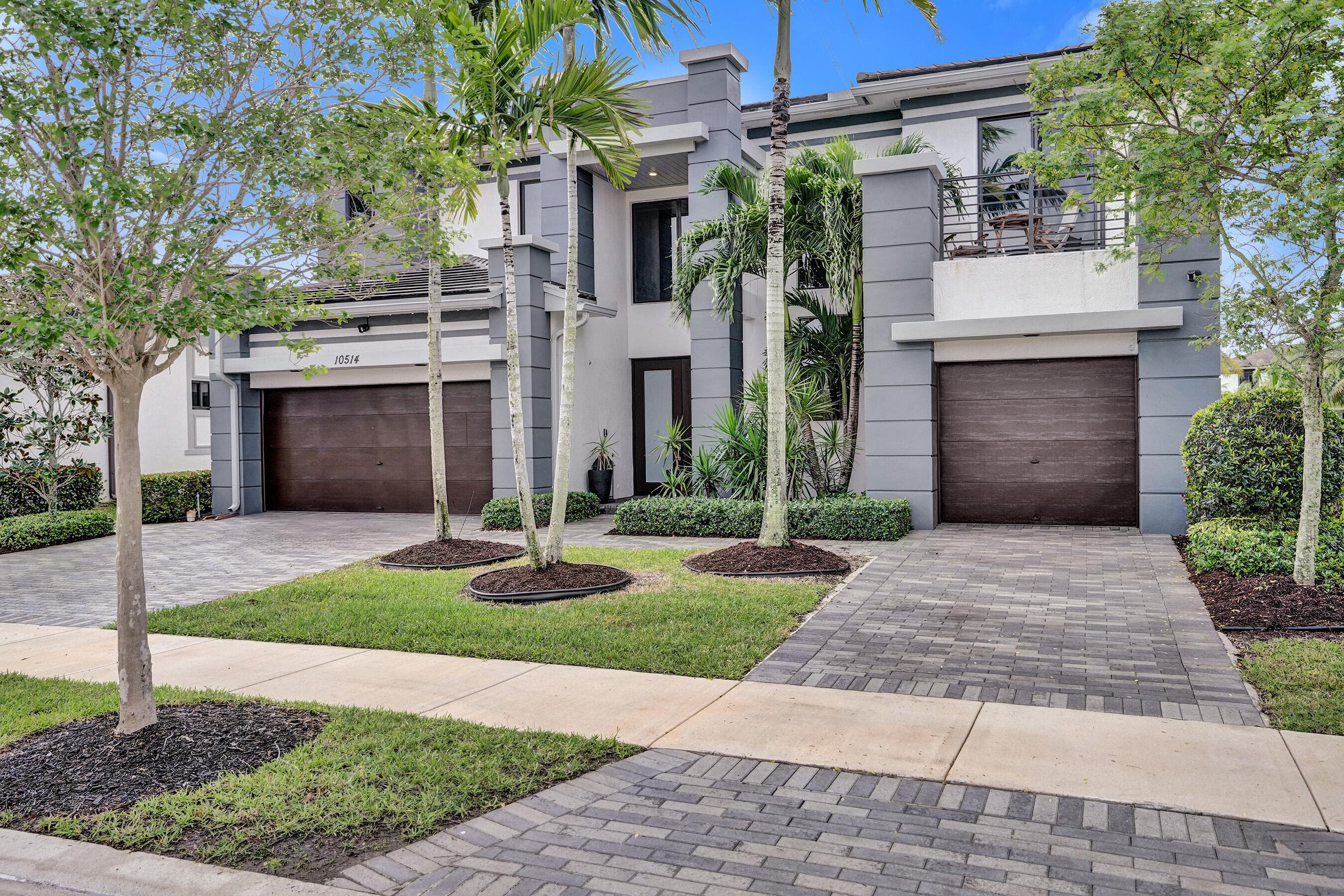 10514 N Lago Vista Circle, Parkland, FL 33076 — photo 1 of 196