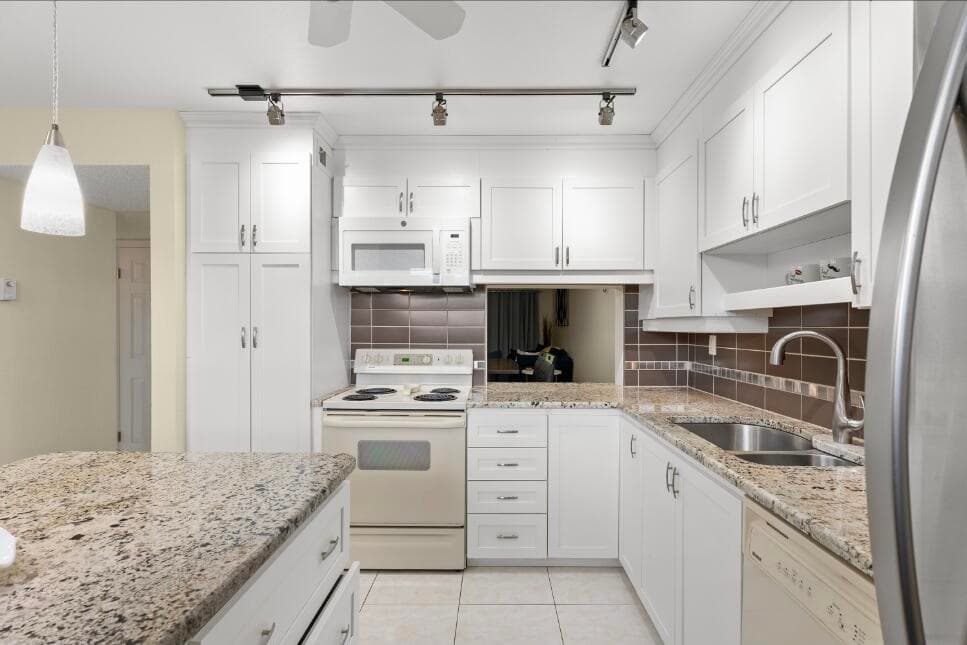6095 N Sabal Palm Boulevard 210, Tamarac, FL 33319 — photo 3 of 23