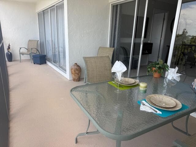 1319 E Hillsboro Boulevard 412, Deerfield Beach, FL 33441 — photo 5 of 47