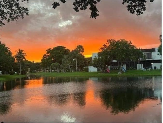 1504 NW 89th Terrace 1504, Pembroke Pines, FL 33024 — photo 4 of 31