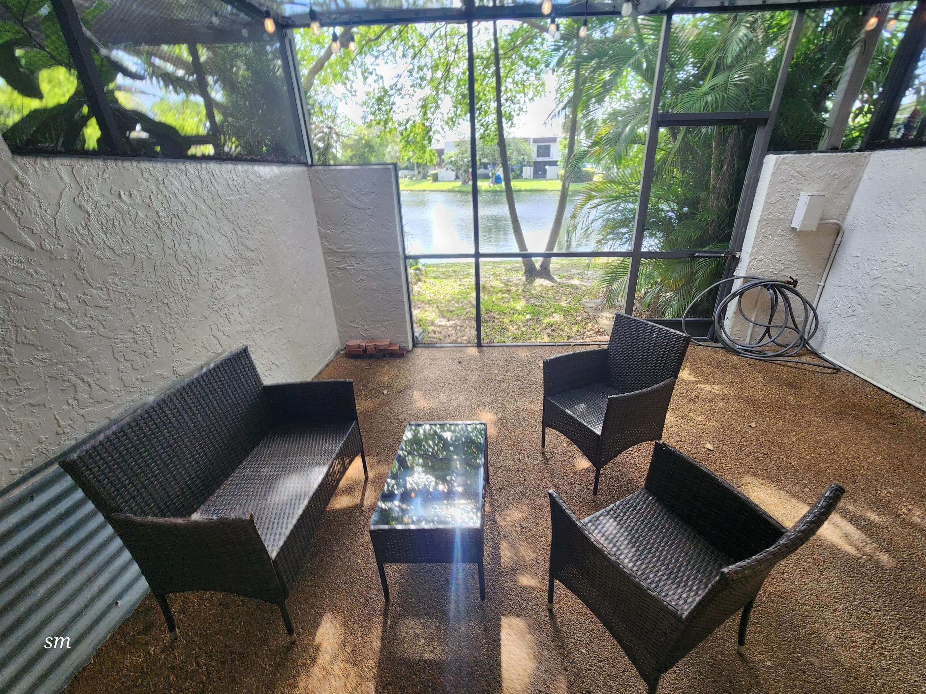 1504 NW 89th Terrace 1504, Pembroke Pines, FL 33024 — photo 30 of 31