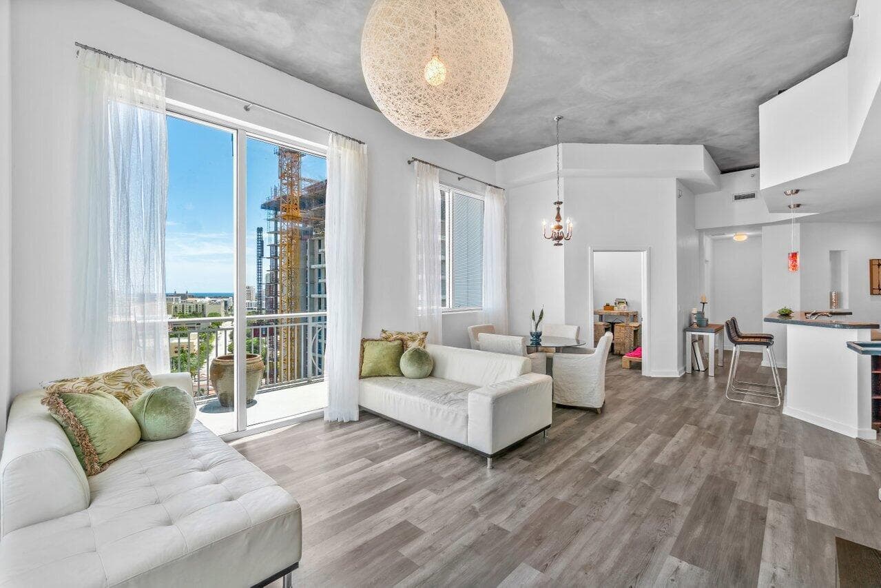 300 S Australian Avenue 1605, West Palm Beach, FL 33401 — photo 11 of 37
