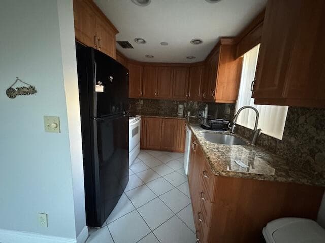107 Flanders, Delray Beach, FL 33484 — photo 9 of 30