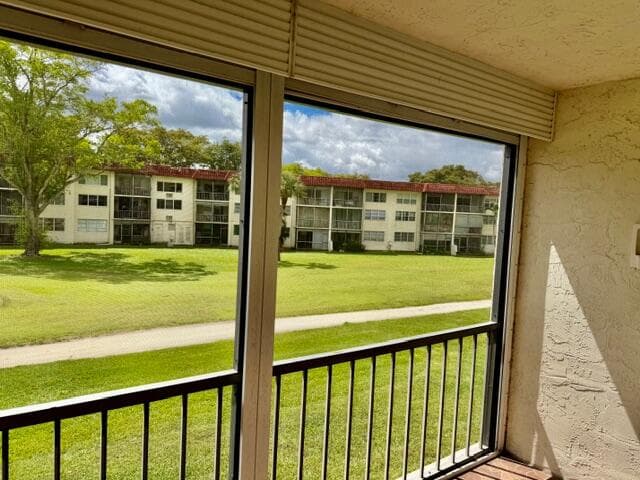 8940 S Hollybrook Boulevard 208, Pembroke Pines, FL 33025 — photo 18 of 50