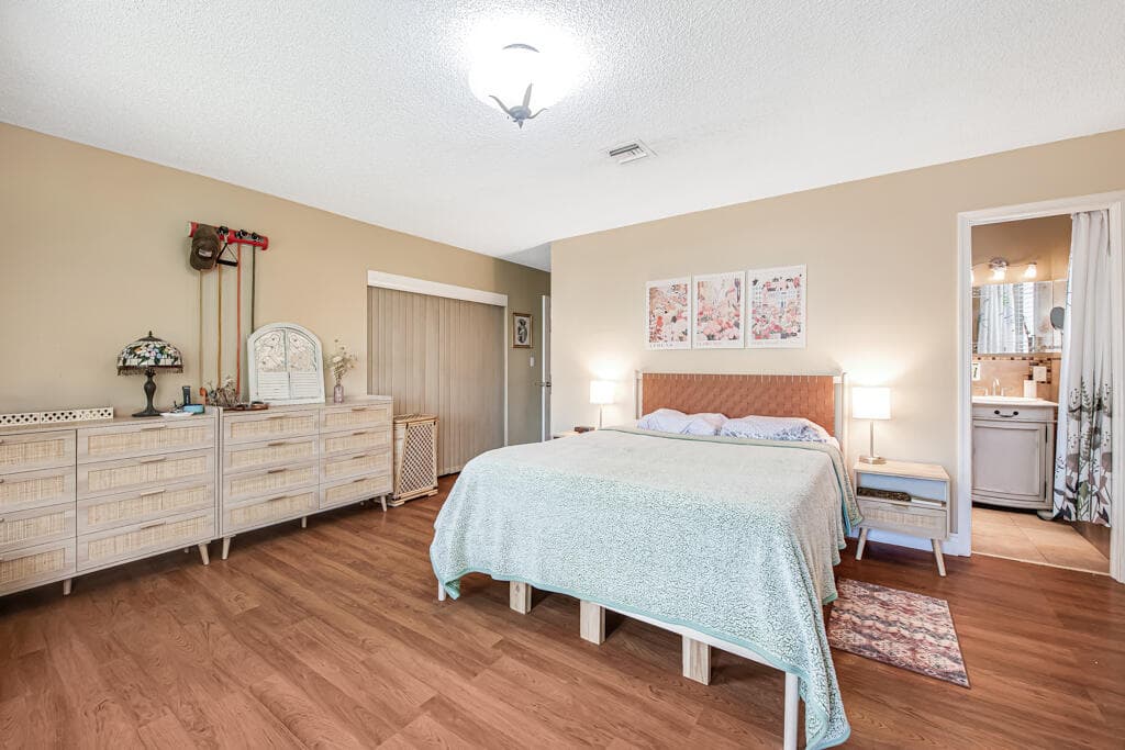 3033 NW 95th Avenue, Coral Springs, FL 33065 — photo 24 of 37