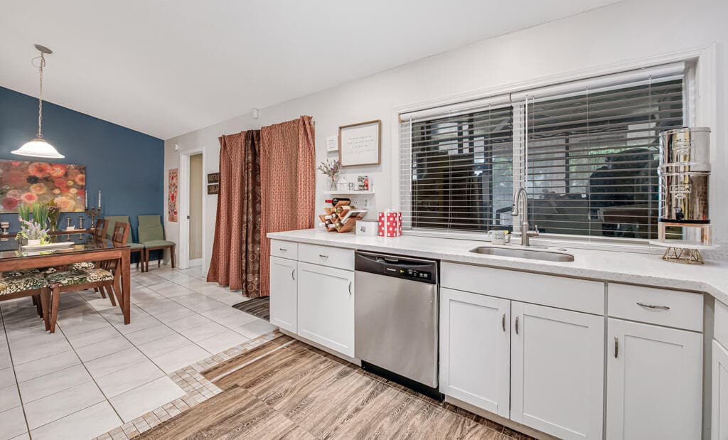 3033 NW 95th Avenue, Coral Springs, FL 33065 — photo 18 of 37