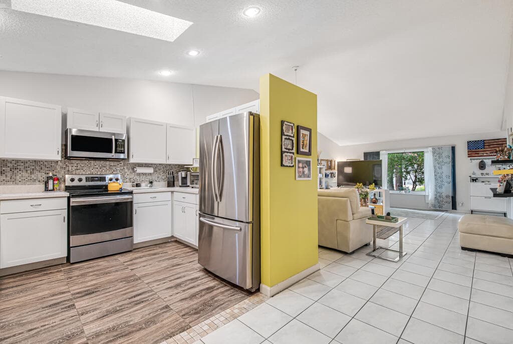 3033 NW 95th Avenue, Coral Springs, FL 33065 — photo 20 of 37