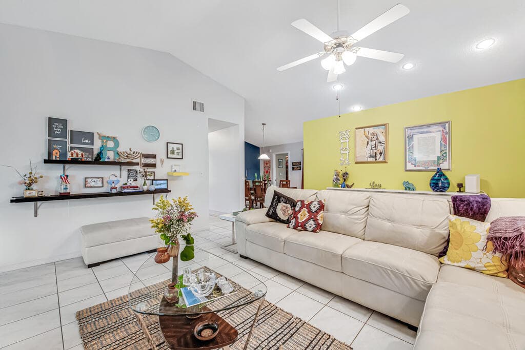 3033 NW 95th Avenue, Coral Springs, FL 33065 — photo 13 of 37