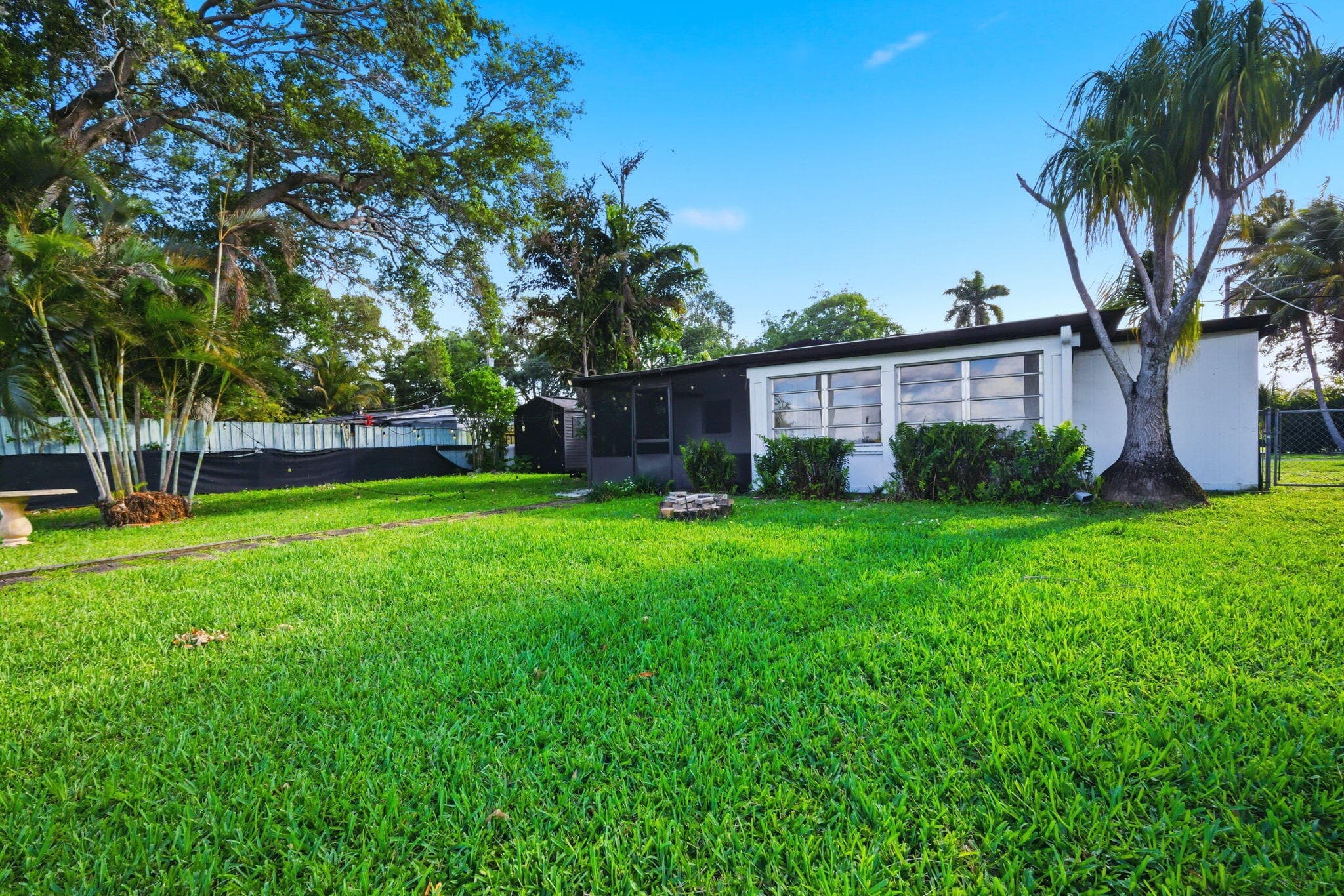 3019 N 57th Drive, Hollywood, FL 33021 — photo 42 of 44