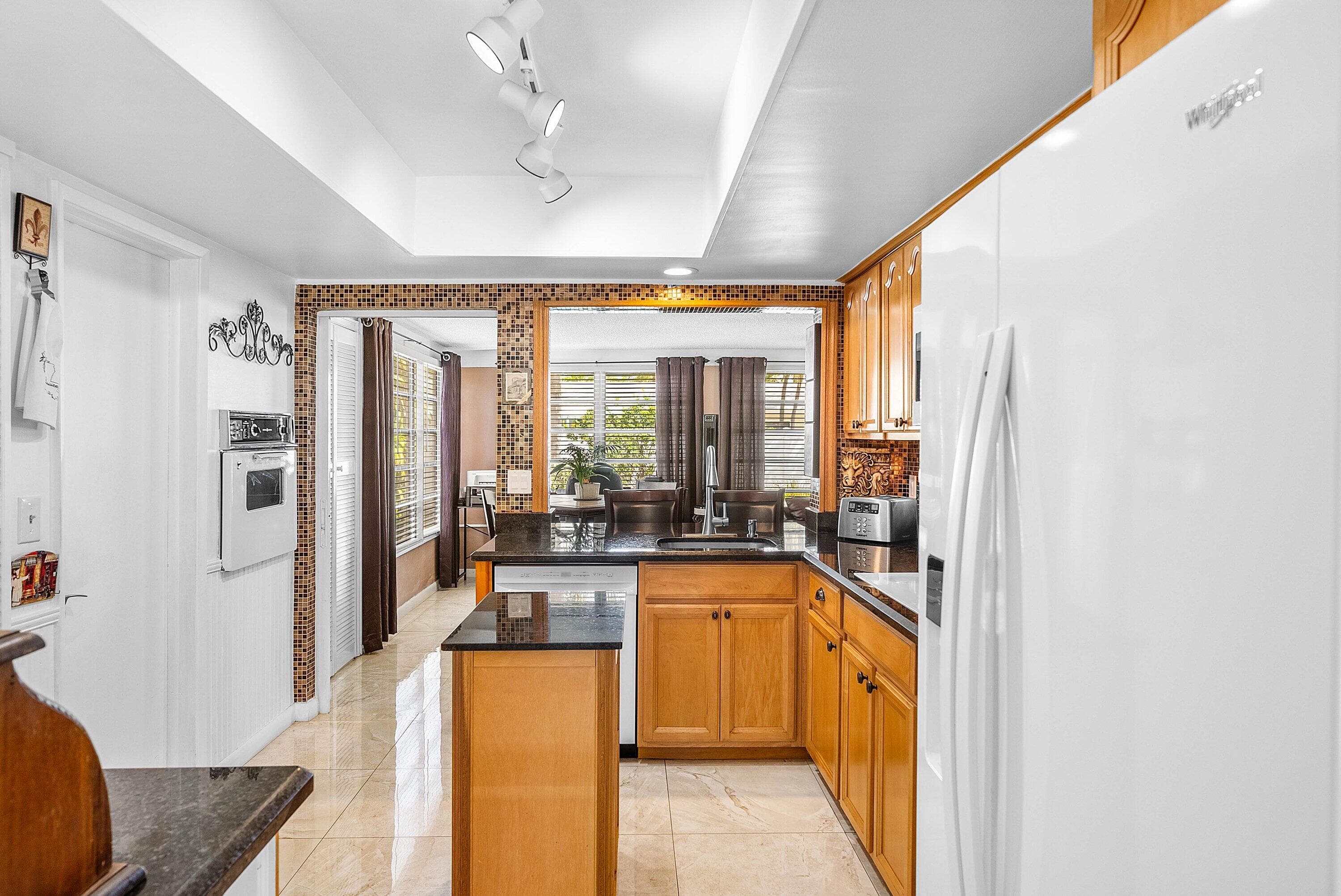 2741 NE 52nd Street, Lighthouse Point, FL 33064 — photo 25 of 45