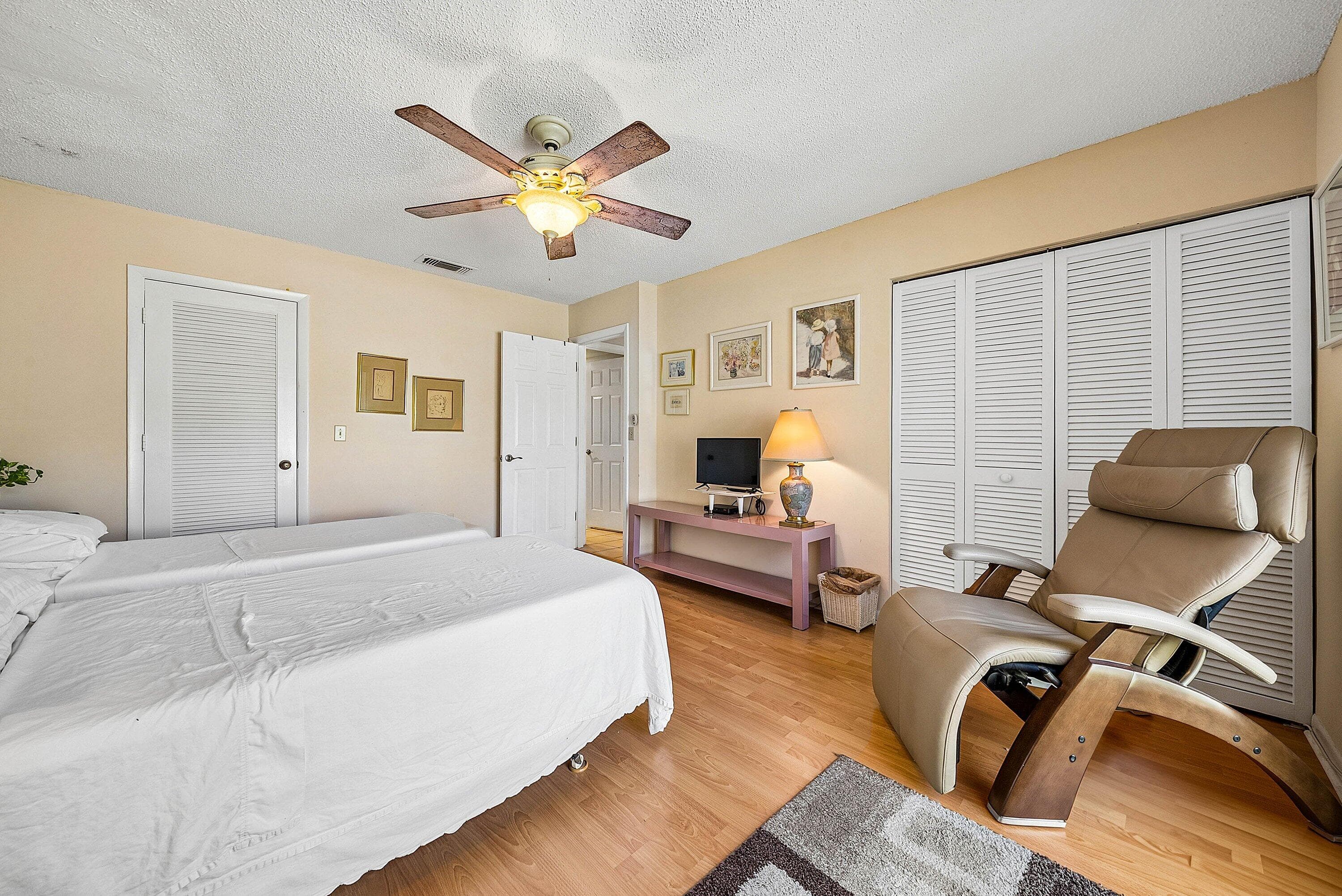 21875 Arriba Real 18b, Boca Raton, FL 33433 — photo 20 of 45