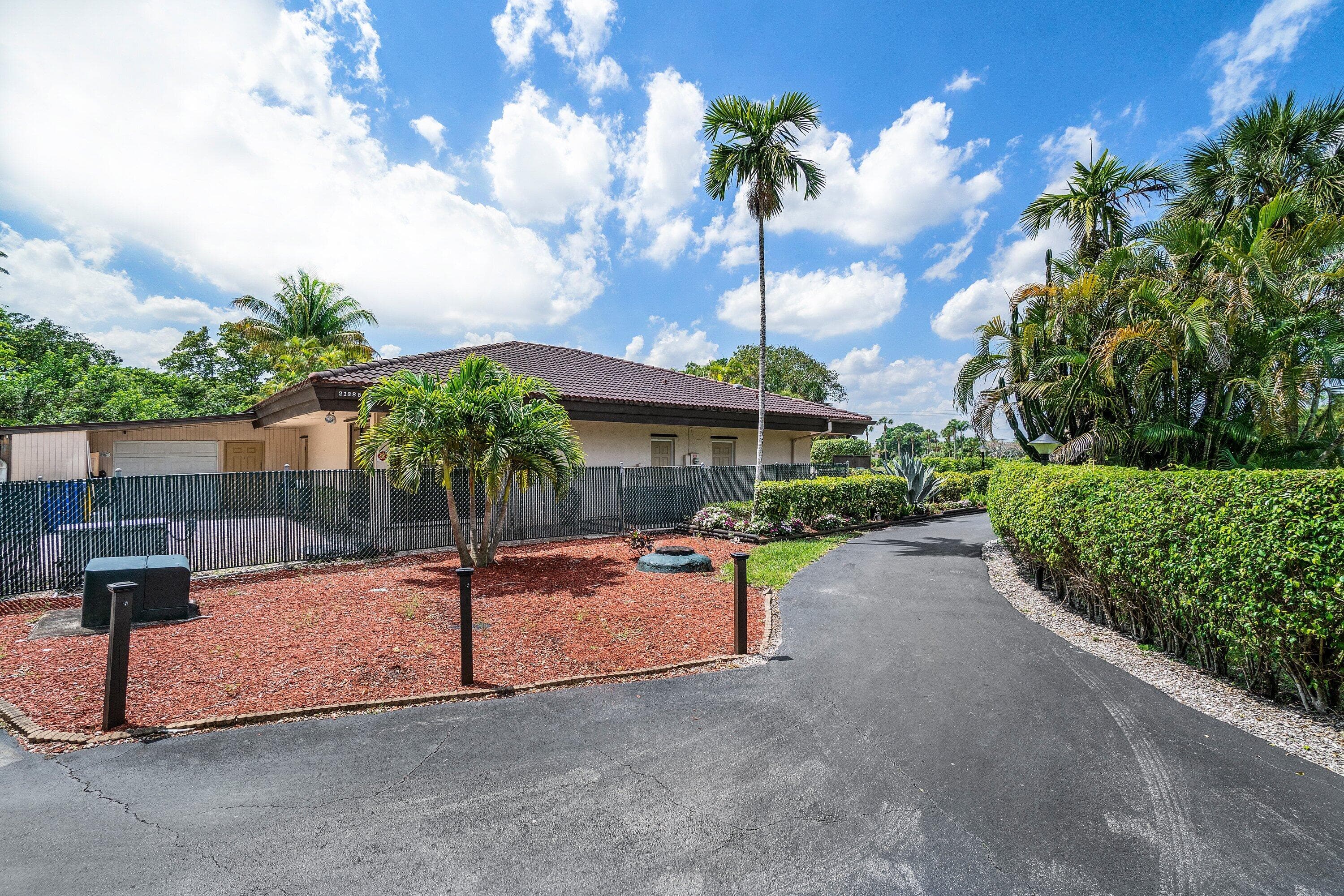 21875 Arriba Real 18b, Boca Raton, FL 33433 — photo 39 of 45