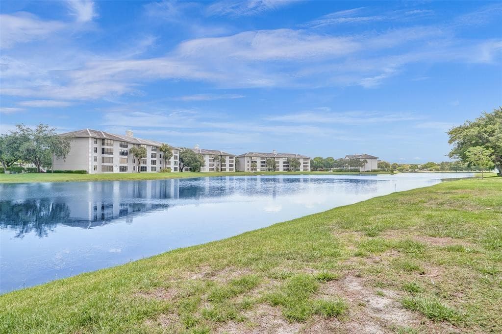 9440 Poinciana Place 101, Davie, FL 33324 — photo 1 of 30