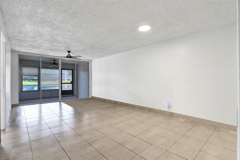 9440 Poinciana Place 101, Davie, FL 33324 — photo 6 of 30
