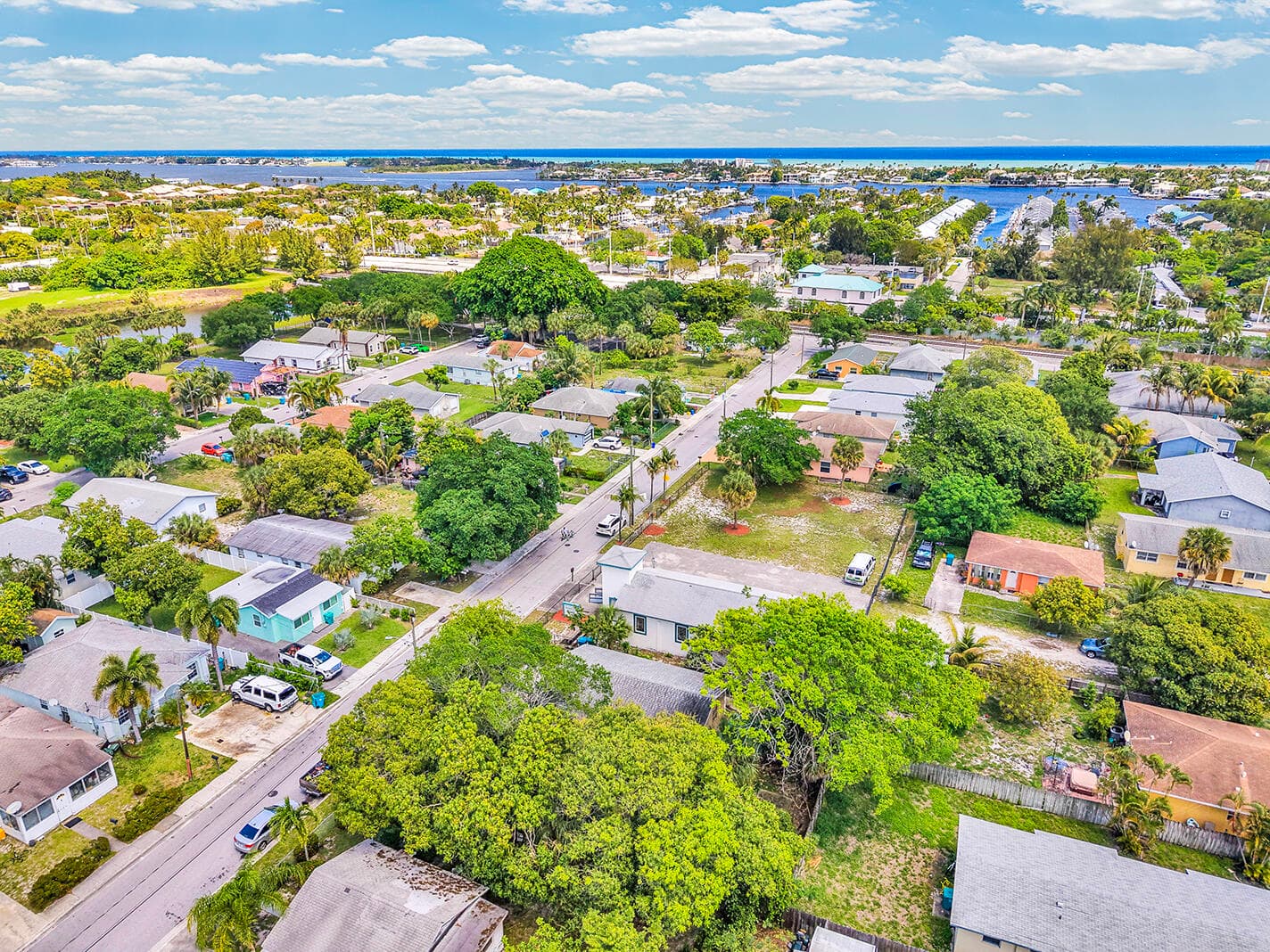 336 NE 12th Avenue, Boynton Beach, FL 33435 — photo 32 of 35