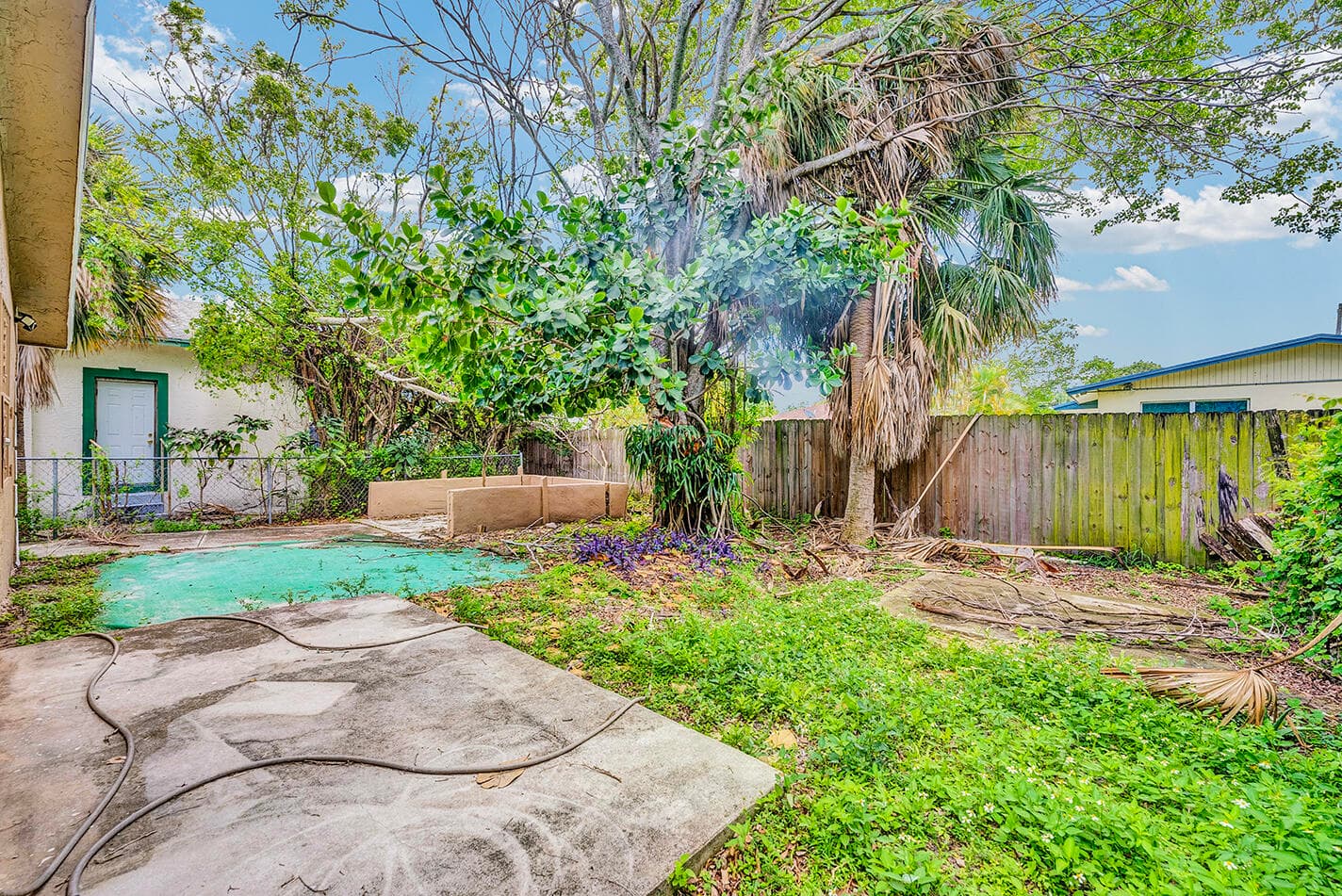 336 NE 12th Avenue, Boynton Beach, FL 33435 — photo 7 of 35
