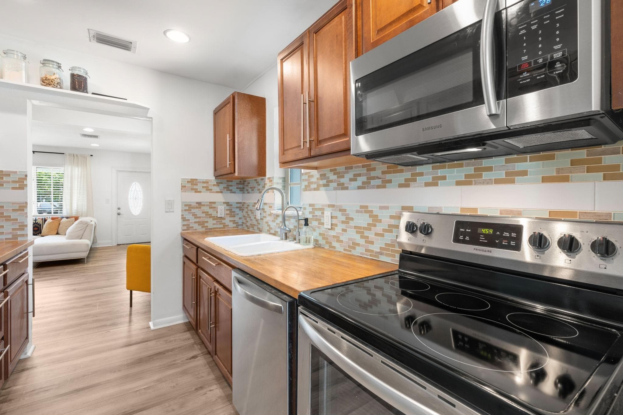 1630 NW 4th Avenue, Fort Lauderdale, FL 33311 — photo 15 of 29