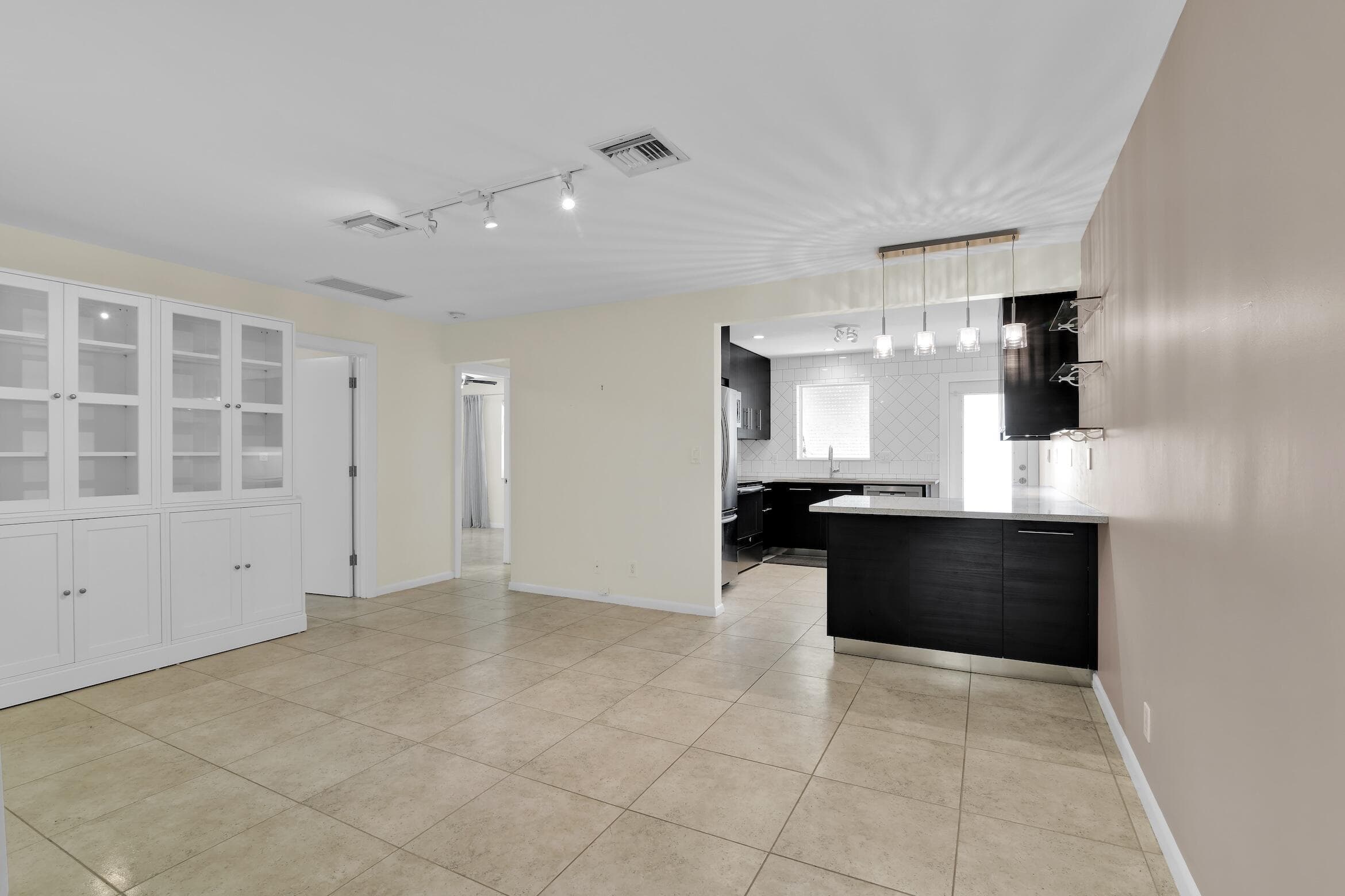 320 NE 1st Avenue, Delray Beach, FL 33444 — photo 12 of 28