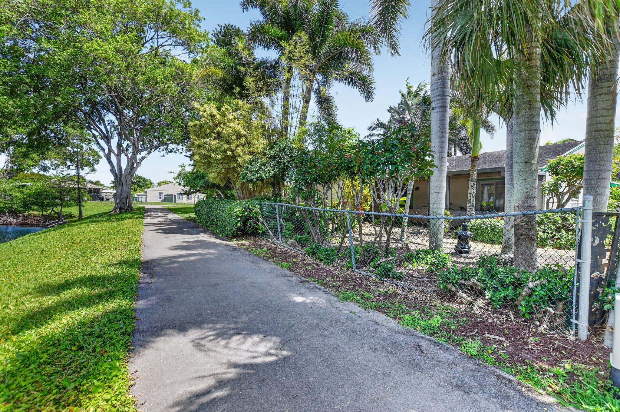 8353 Huntsman Place, Boca Raton, FL 33433 — photo 42 of 46