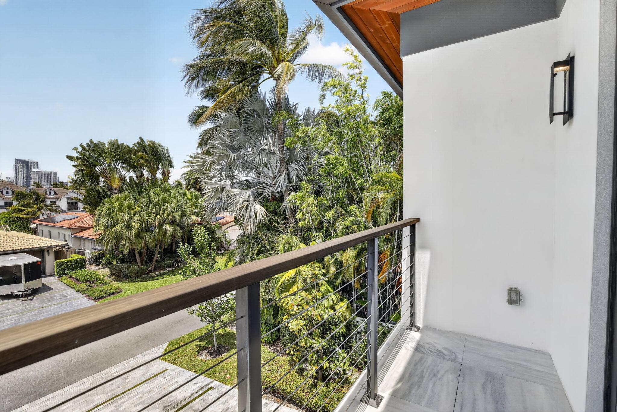 334 Isle Of Capri Drive, Fort Lauderdale, FL 33301 — photo 118 of 161