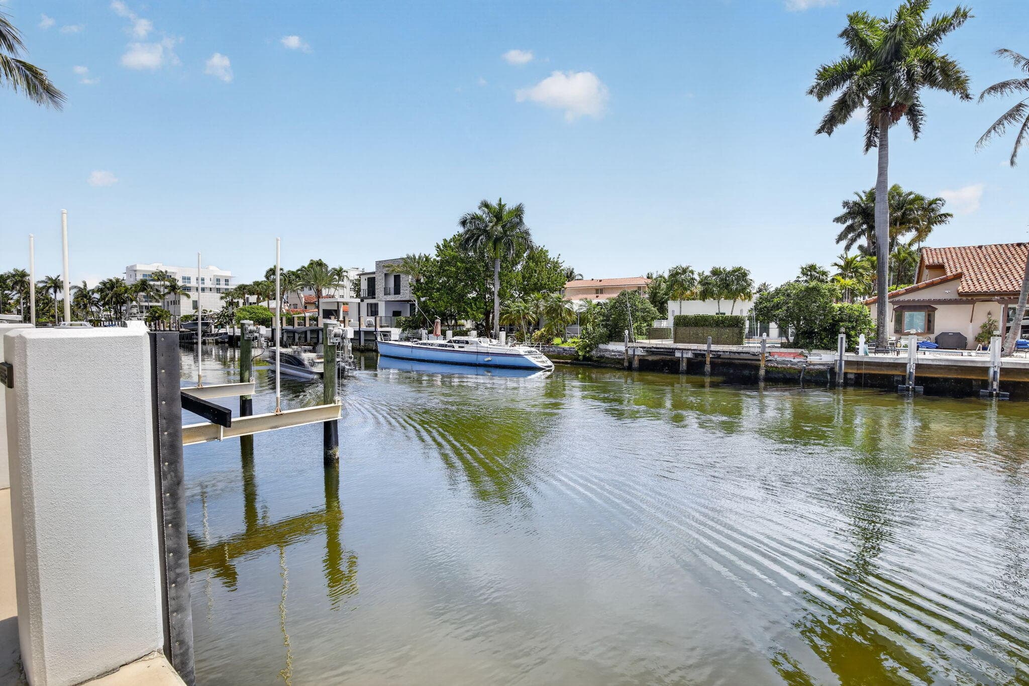 334 Isle Of Capri Drive, Fort Lauderdale, FL 33301 — photo 14 of 161