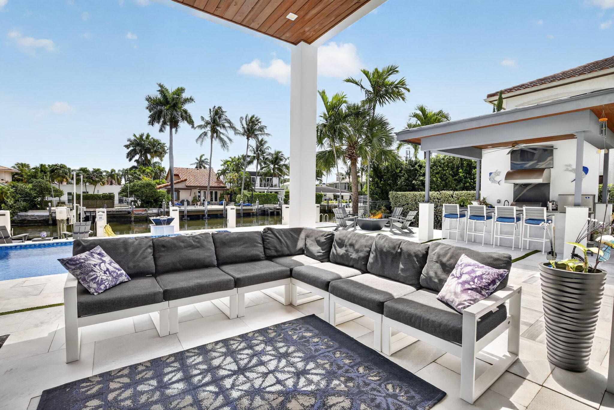 334 Isle Of Capri Drive, Fort Lauderdale, FL 33301 — photo 26 of 161