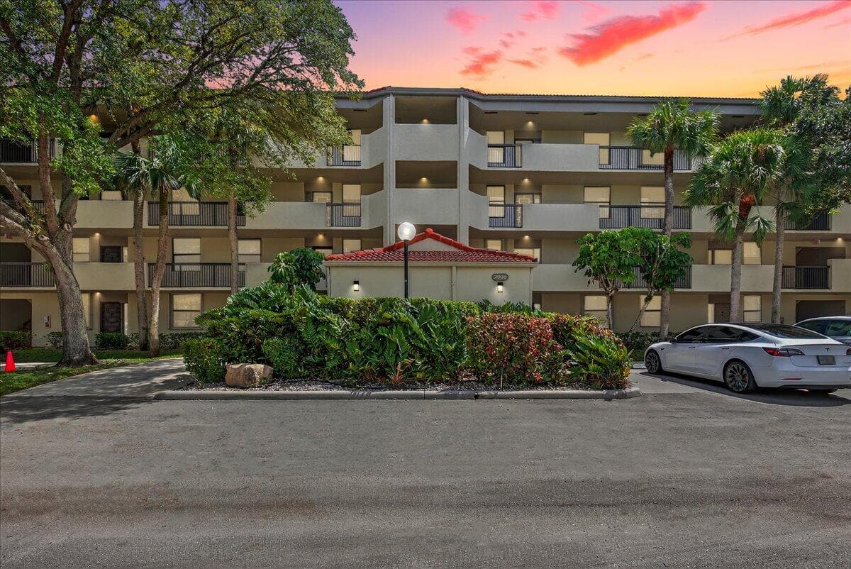 2908 S Carambola Cir S S 301, Coconut Creek, FL 33066 — photo 22 of 28