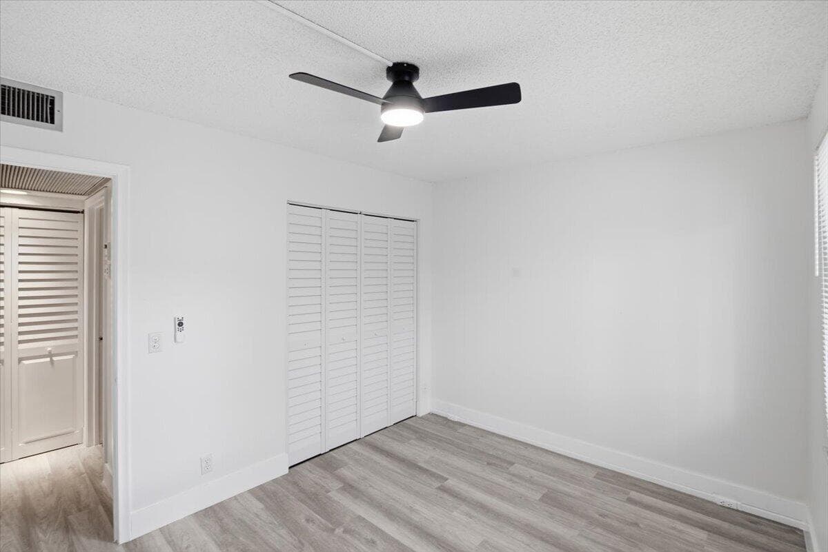 700 SW 128th Avenue 310c, Pembroke Pines, FL 33027 — photo 17 of 38