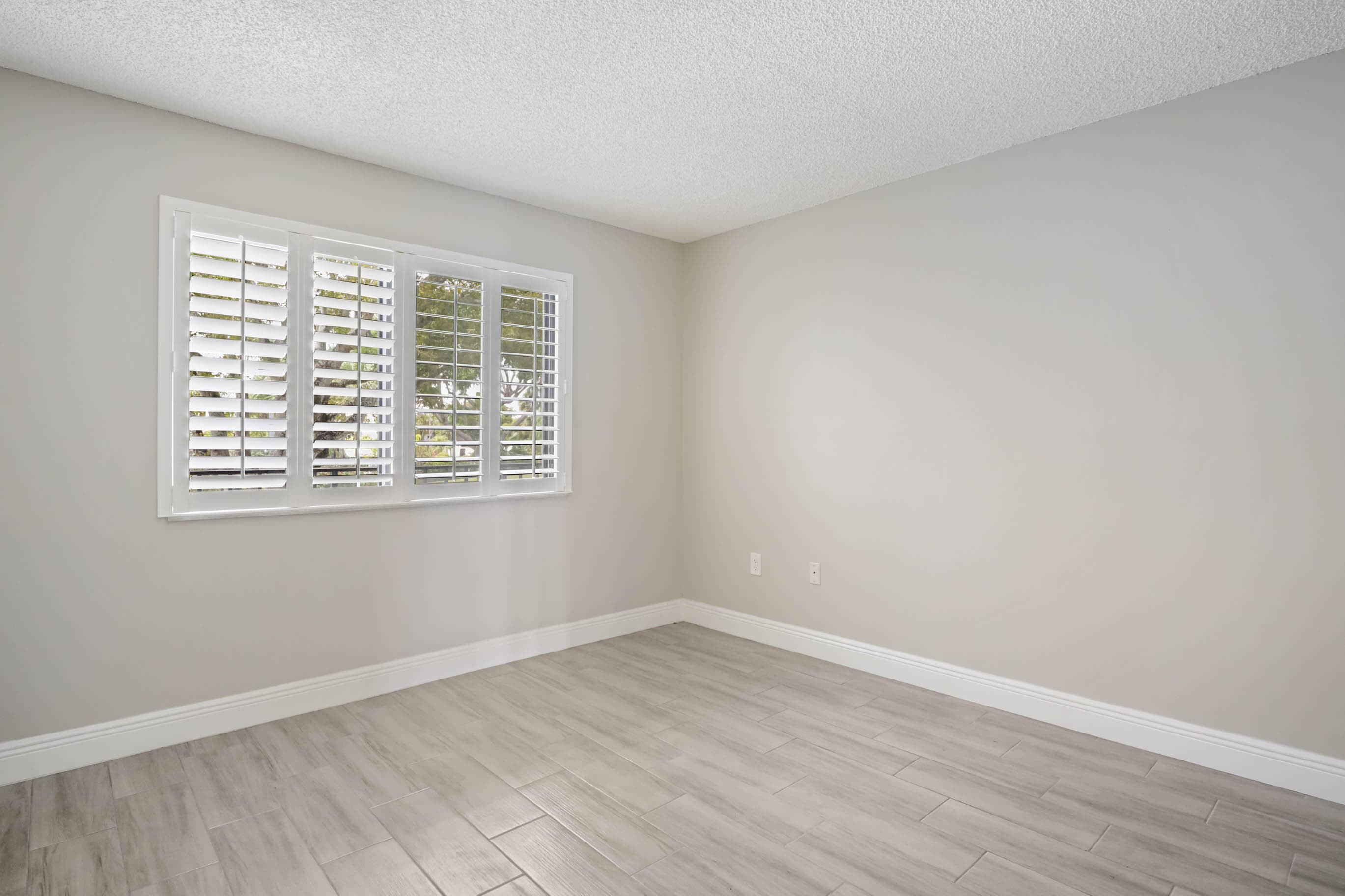 4254 Deste Court 208, Lake Worth, FL 33467 — photo 11 of 19