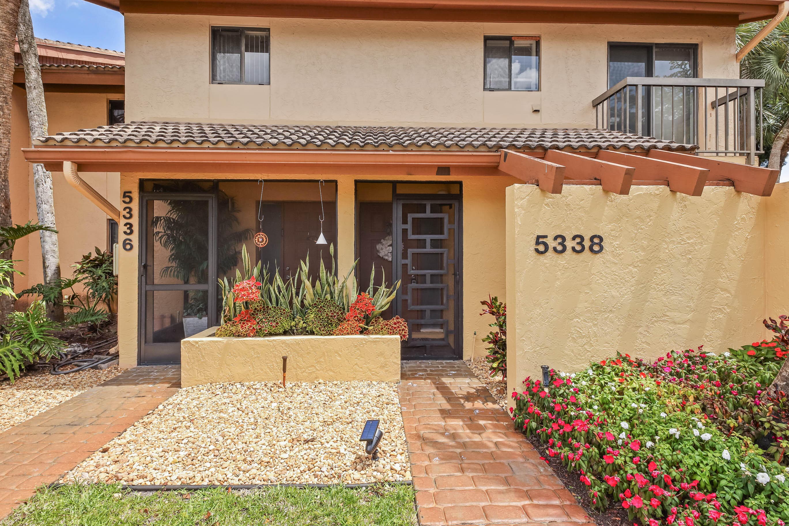 5338 S Fountains Dr Drive S, Lake Worth, FL 33467 — photo 2 of 40