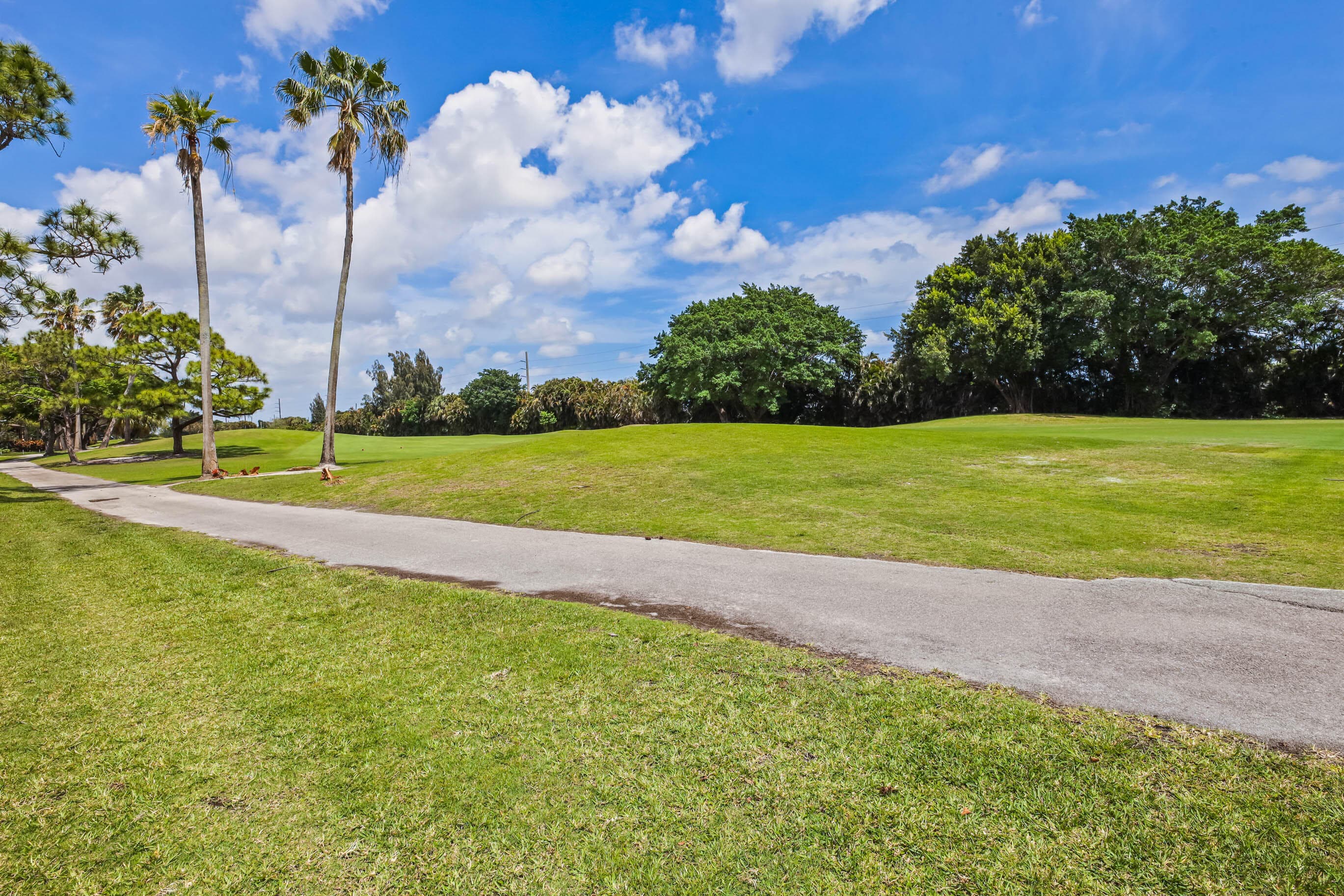 5338 S Fountains Dr Drive S, Lake Worth, FL 33467 — photo 38 of 40