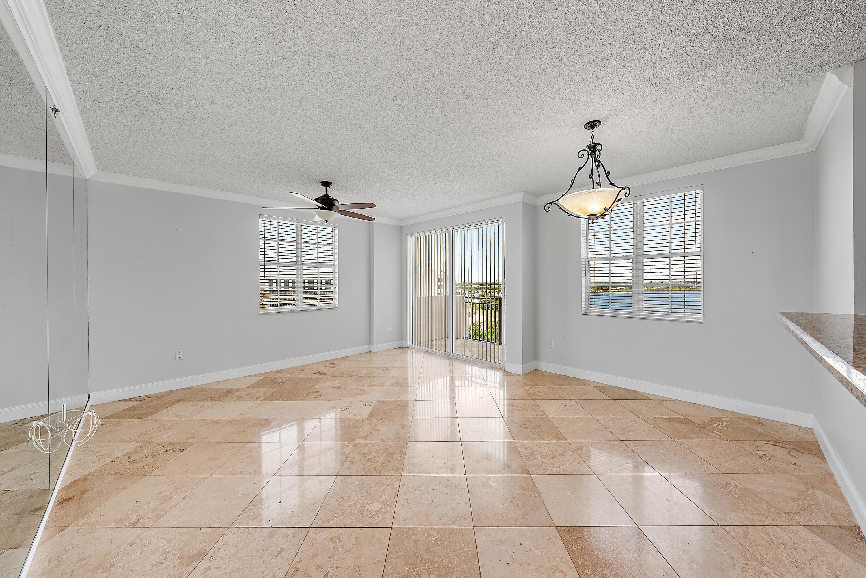616 Clearwater Park Road 913, West Palm Beach, FL 33401 — photo 8 of 27