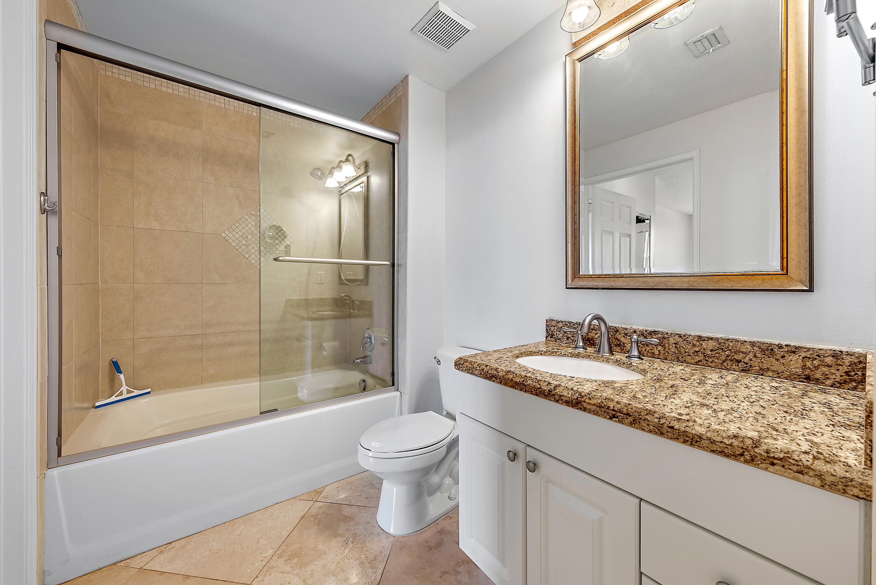 616 Clearwater Park Road 913, West Palm Beach, FL 33401 — photo 15 of 27