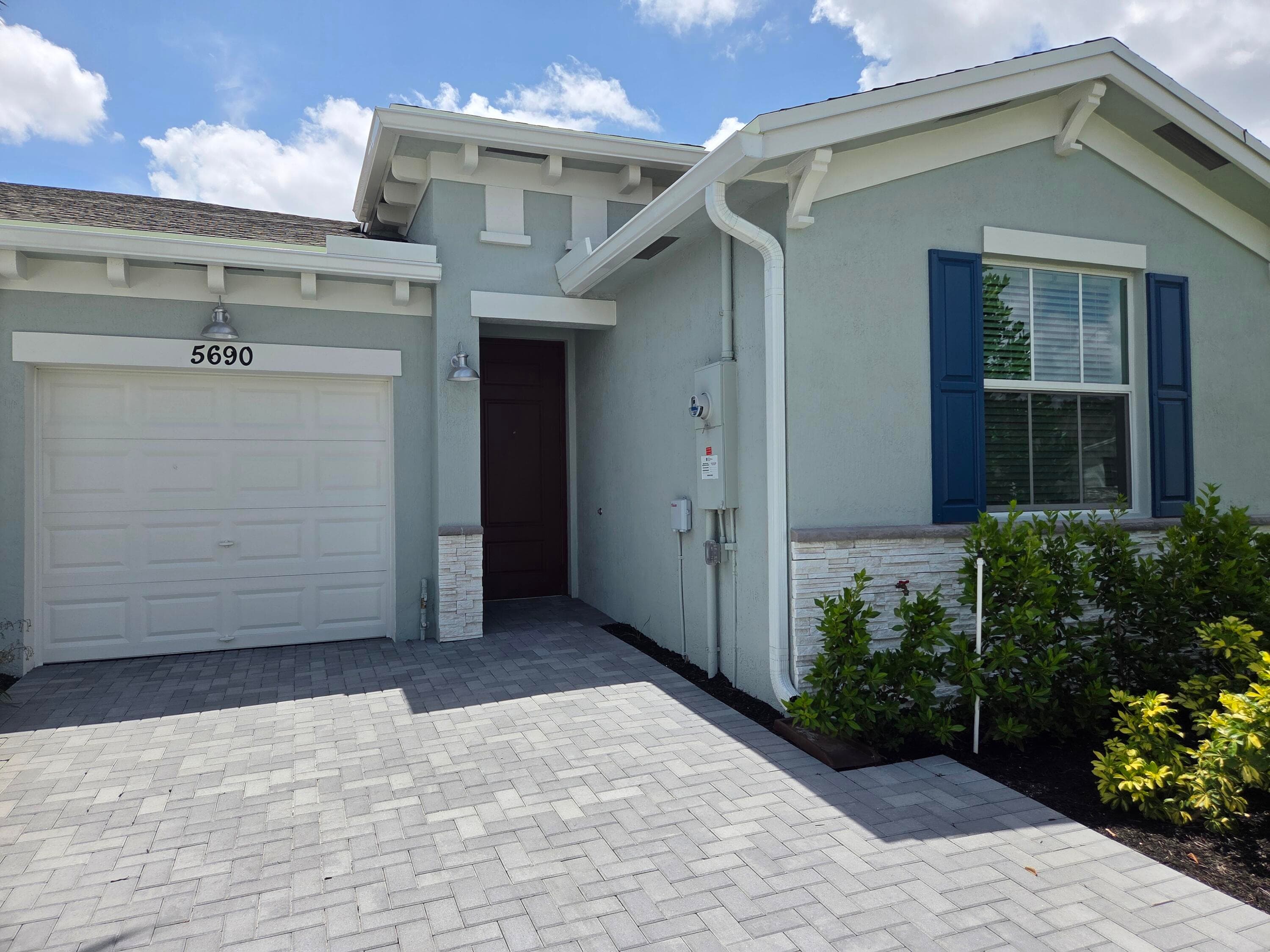 5690 Divine Drive, Delray Beach, FL 33484 — photo 2 of 19