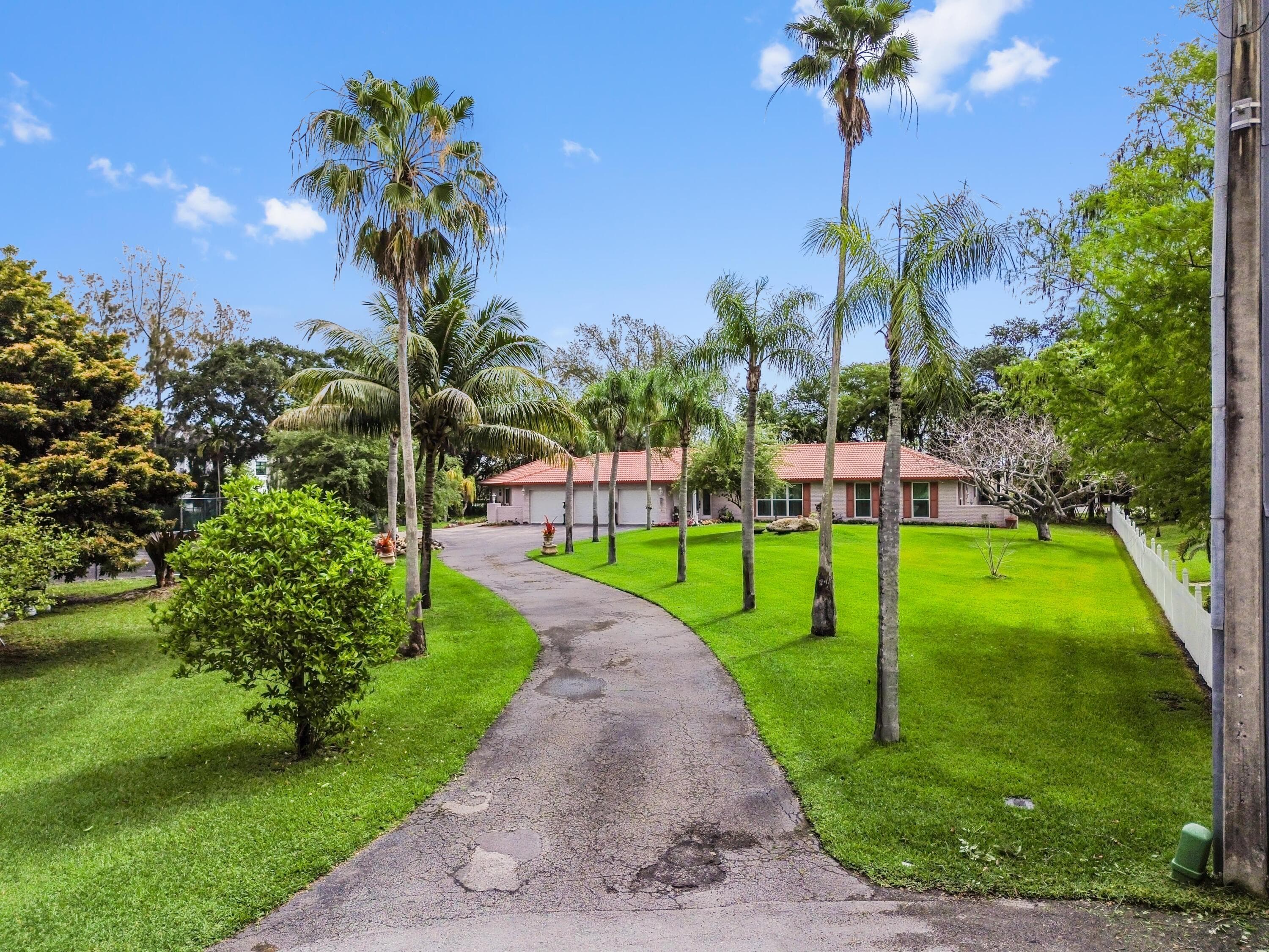 9351 NW 44th Place, Coral Springs, FL 33065 — photo 4 of 43
