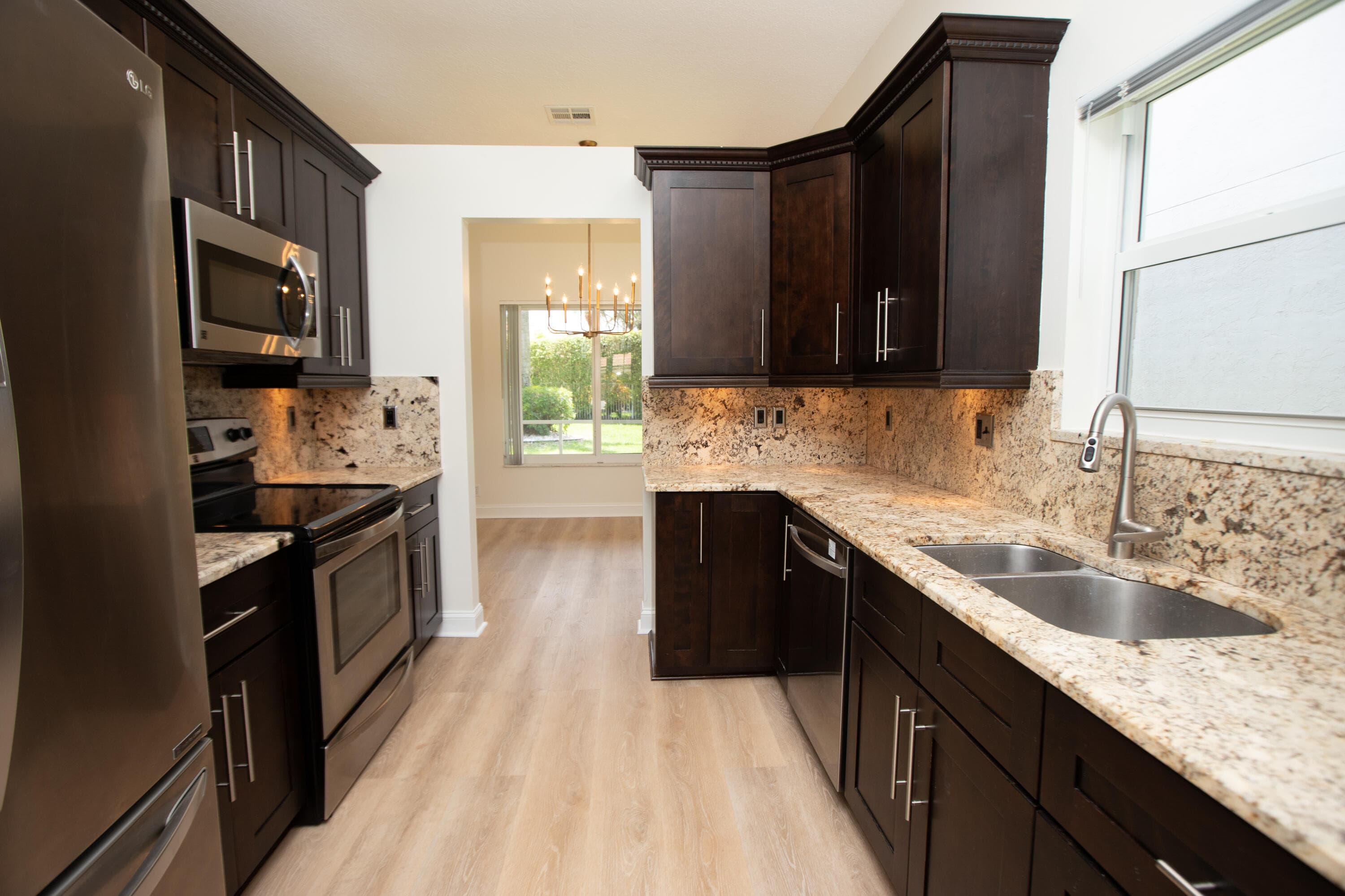 10821 La Salinas Circle, Boca Raton, FL 33428 — photo 5 of 65
