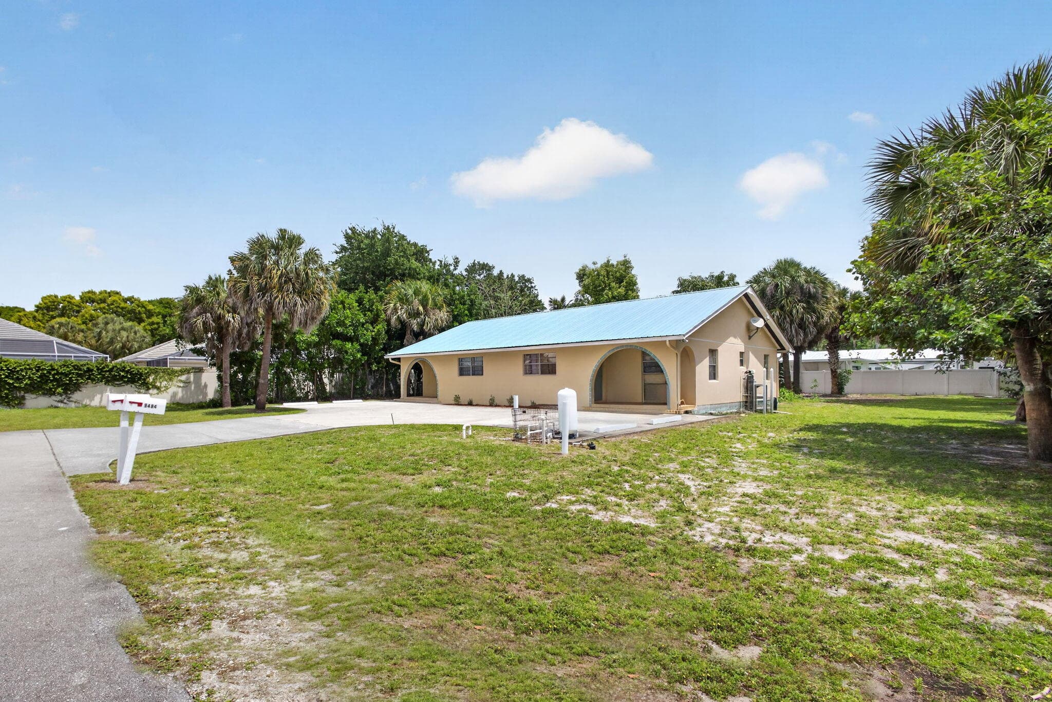 9484 Sun Court, Palm Beach Gardens, FL 33403 — photo 2 of 19