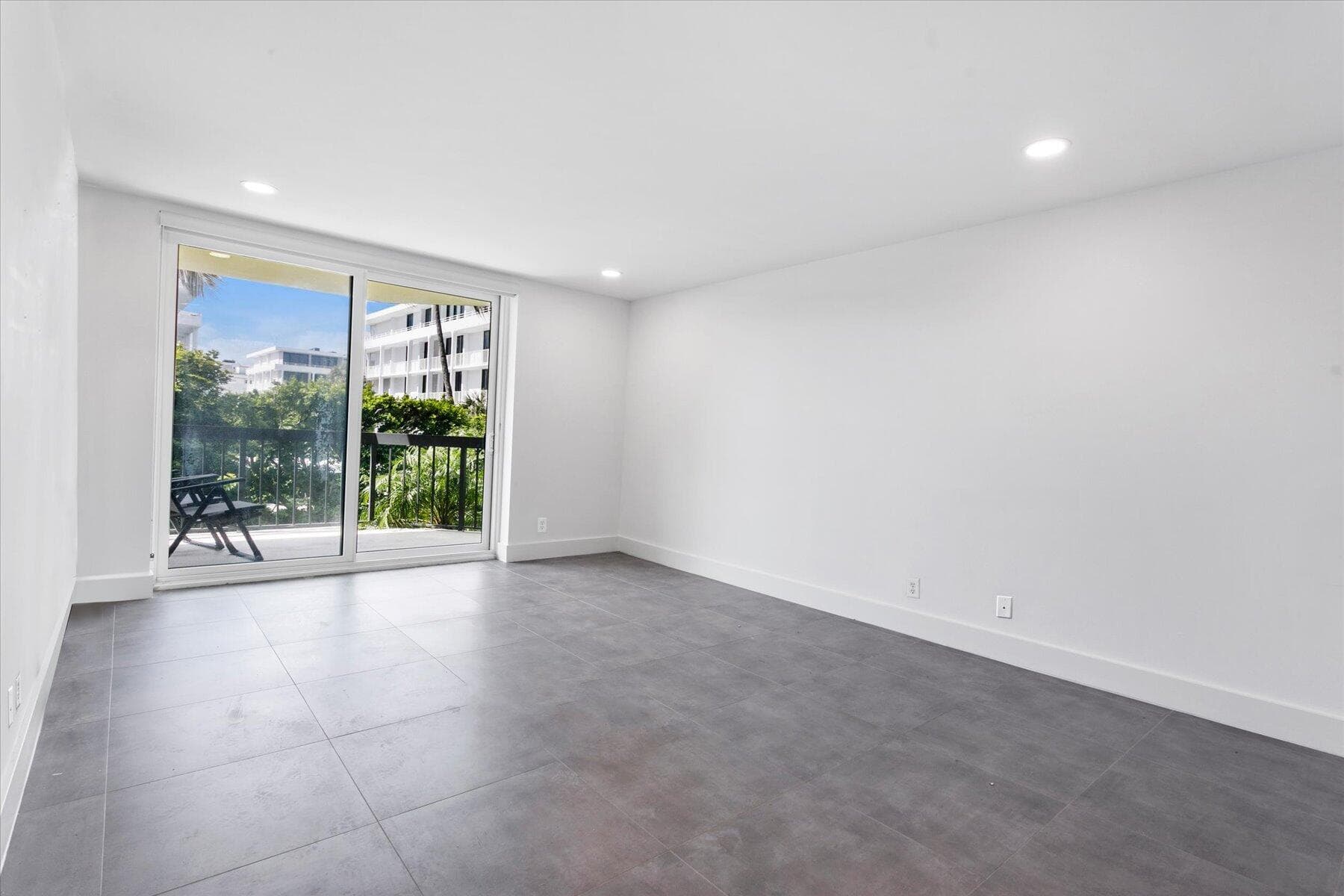 2778 S Ocean Boulevard 203s, Palm Beach, FL 33480 — photo 9 of 36