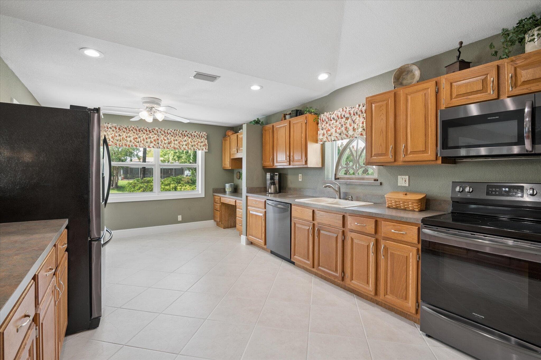 11063 NW 3rd Court, Coral Springs, FL 33071 — photo 9 of 32