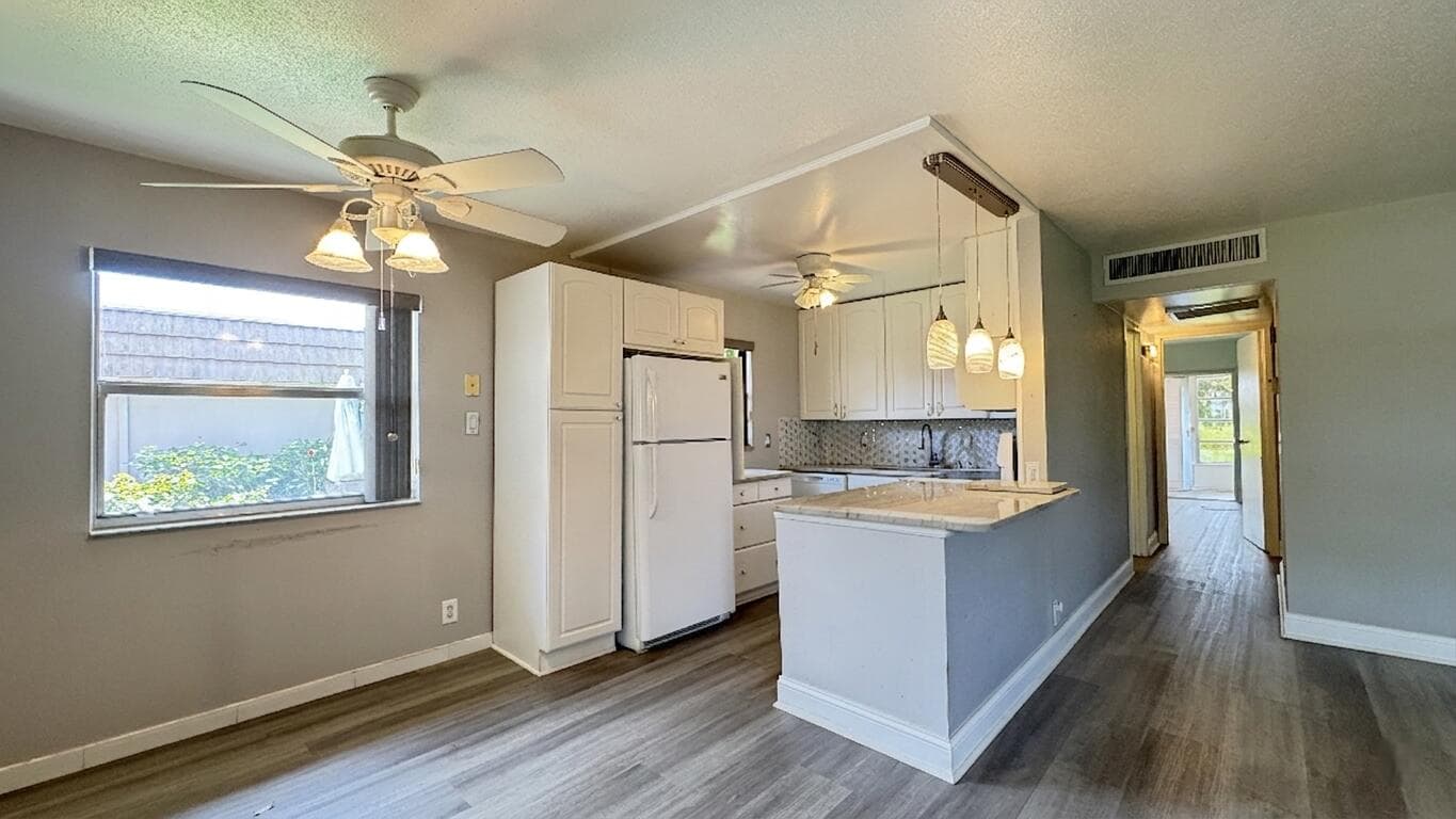 220 Seville J, Delray Beach, FL 33446 — photo 4 of 30
