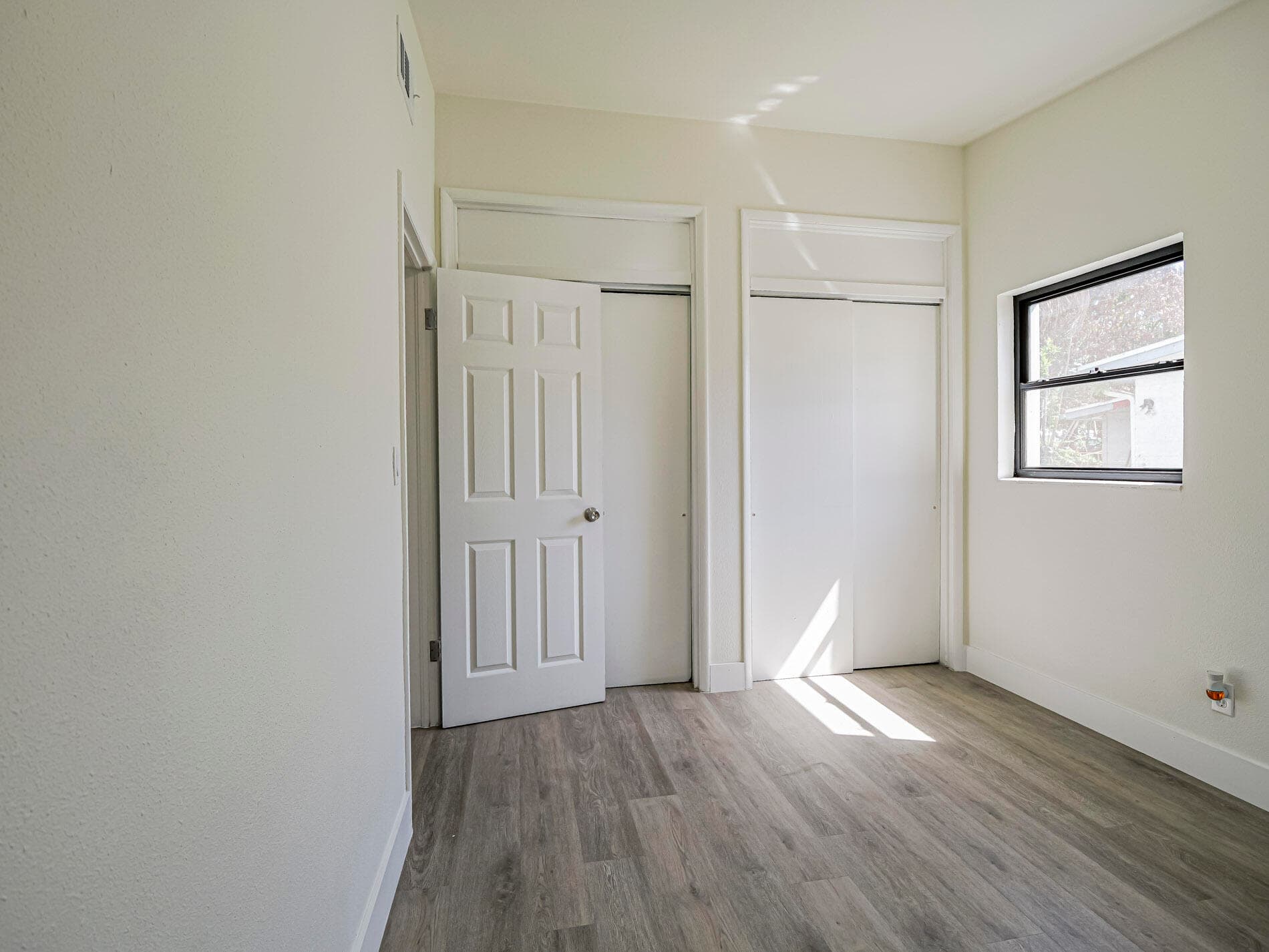 734 5th Place SW, Vero Beach, FL 32962 — photo 16 of 21