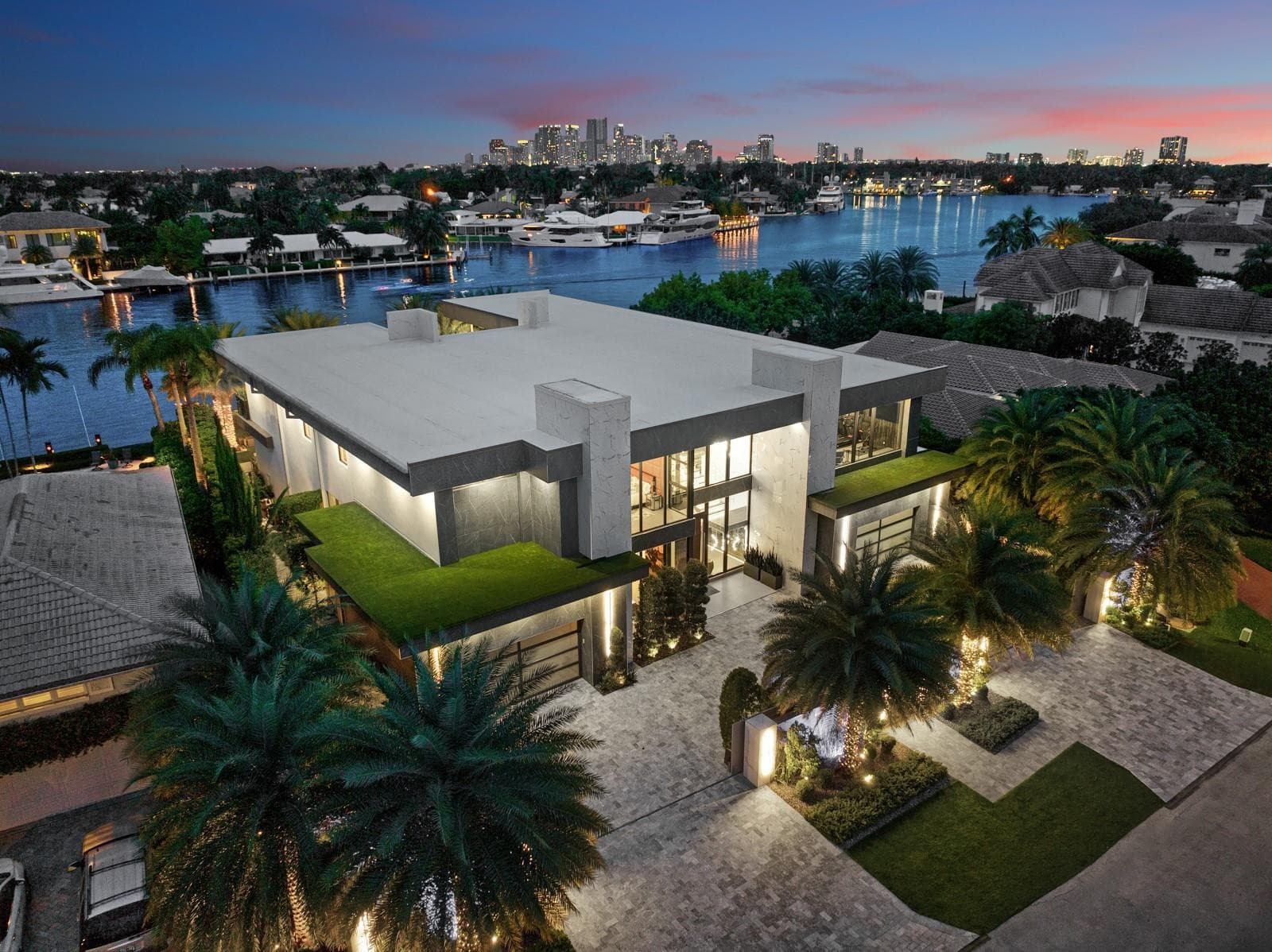 671 Middle River Drive, Fort Lauderdale, FL 33304 — photo 14 of 93