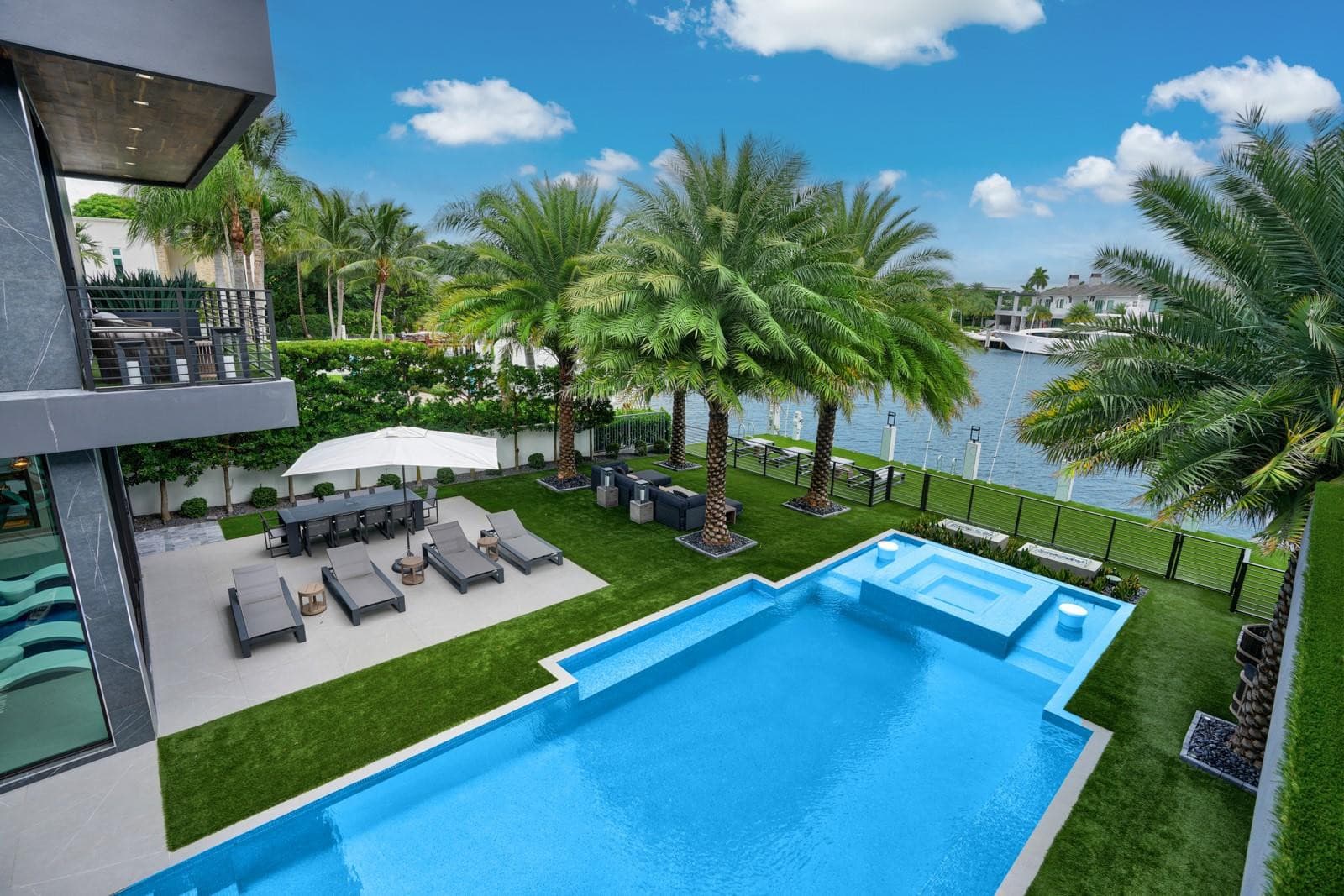 671 Middle River Drive, Fort Lauderdale, FL 33304 — photo 3 of 93